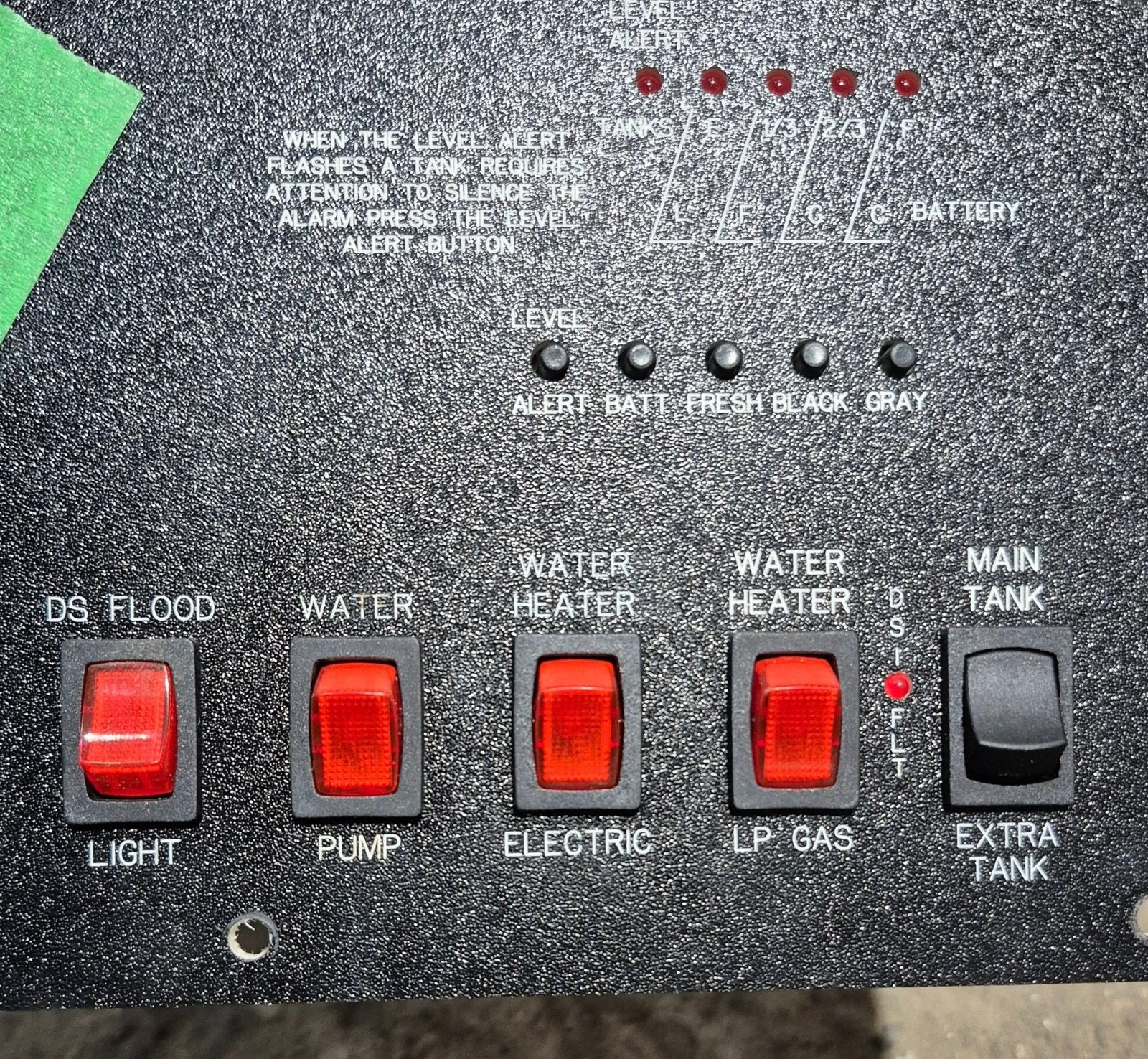 Used KIB Command Center M225 - 5G - 5S0 - Young Farts RV Parts