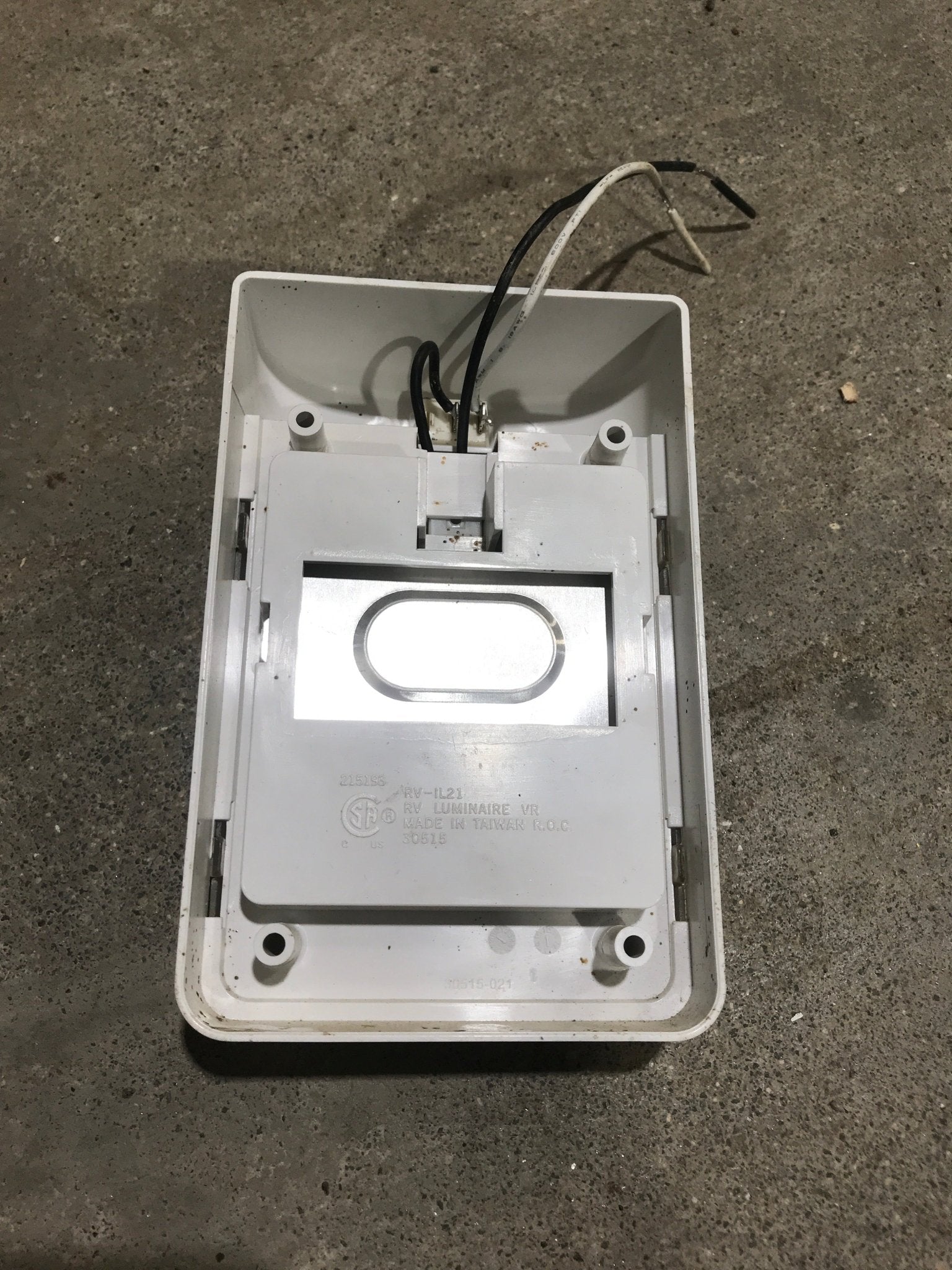 Used Light Fixture *SINGLE* Off - White - Young Farts RV Parts