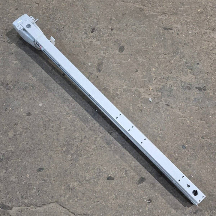 Used Lippert Awning Arm, Drive (Front), White, 59 1/2" - Solera Regal , 672049 (Drive Head) , 688366 (Arm Assembly) - Young Farts RV Parts