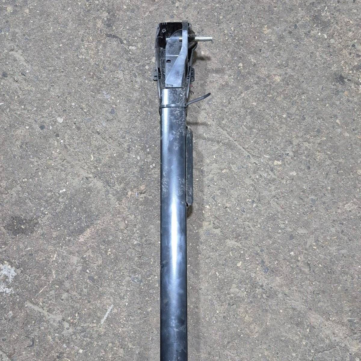 Used Lippert Awning Arm, Idler (Rear) Non-Powered, Black, 58