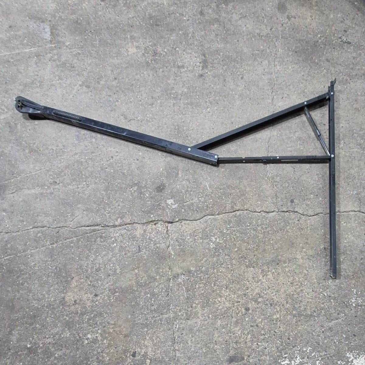 Used Lippert Awning Arm, Idler (Rear) Non-Powered, Black, 58