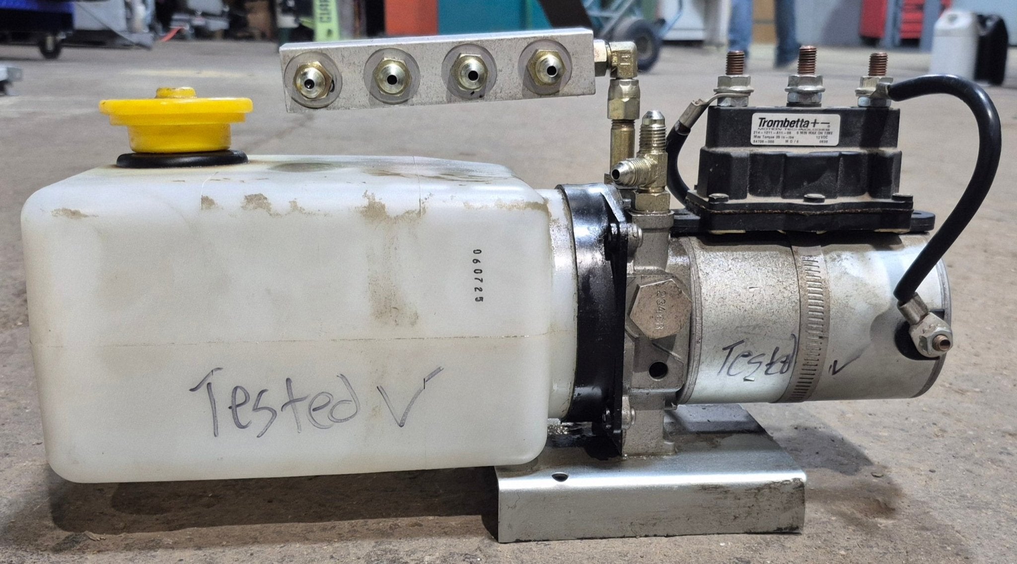 Used Lippert RV Hydraulic Slide Out Motor - 643150 - Young Farts RV Parts