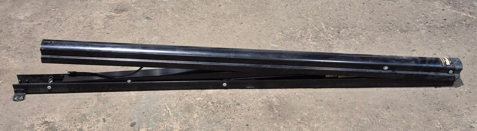 Used Lippert Solera 3000 Power Awning Arm, RH Motor (Power Side) Short, 58 1/2