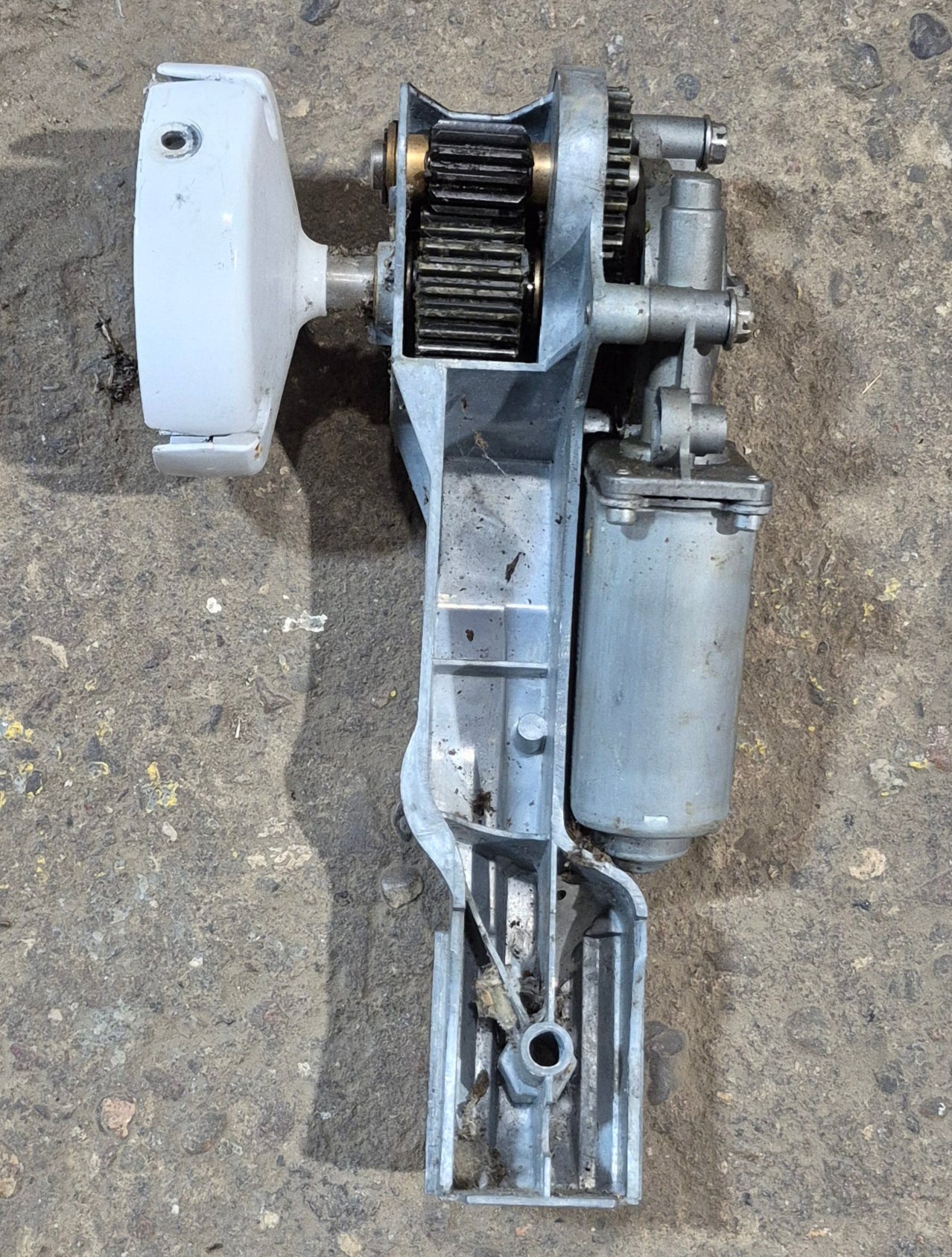 Used Lippert Solera Replacement Motor 266149 - Young Farts RV Parts