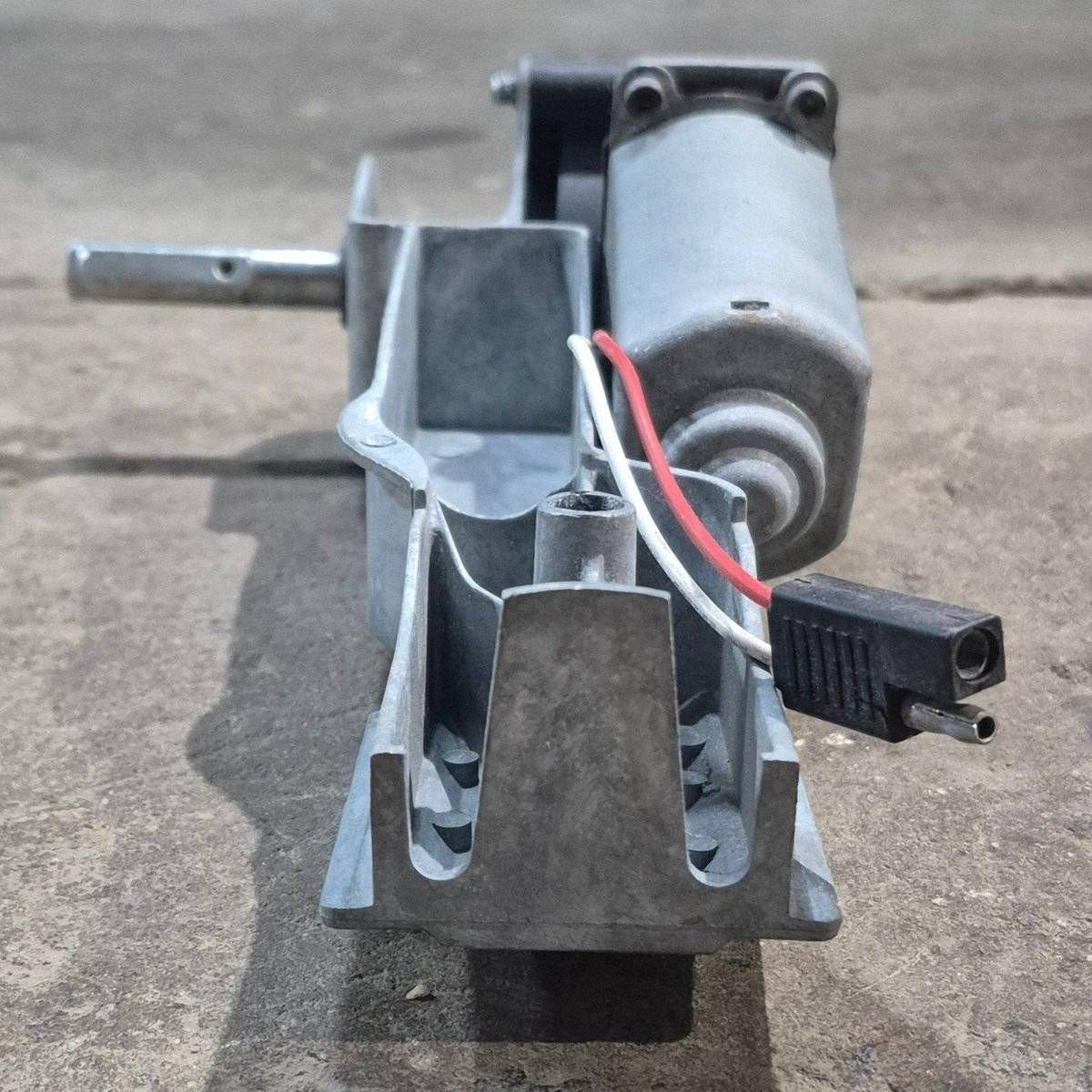 Used Lippert Solera Replacement Motor - 373566 - Young Farts RV Parts