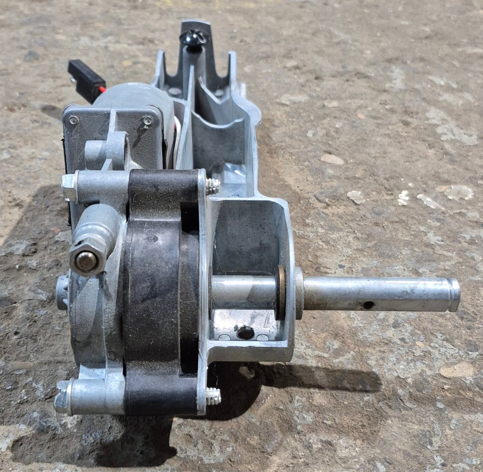 Used Lippert Solera Replacement Motor 373566 - Young Farts RV Parts