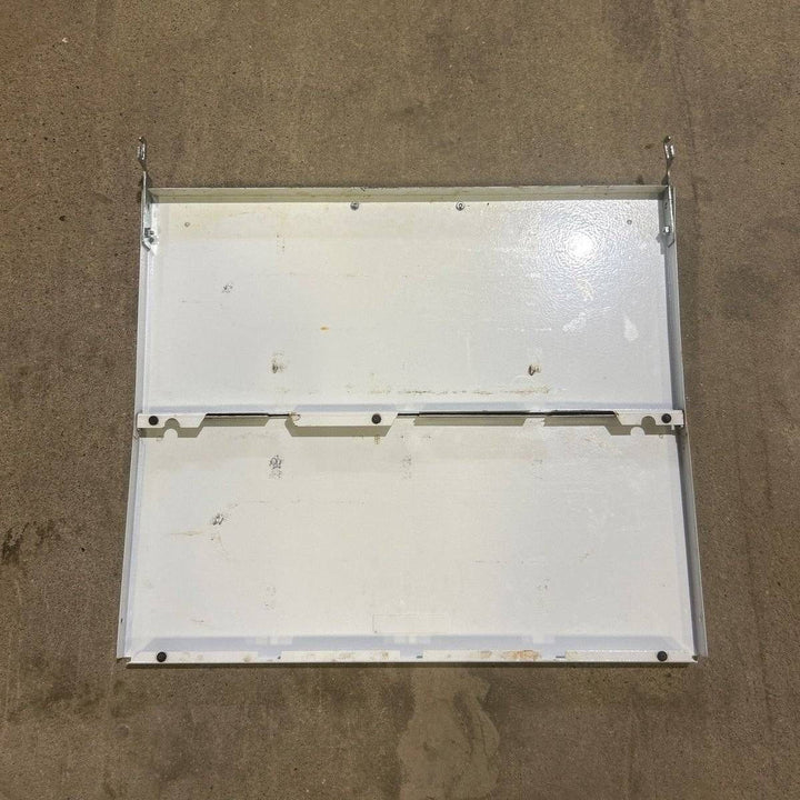 Used MAGIC Chef Bi-Fold Cover CLY1611BDH - Young Farts RV Parts