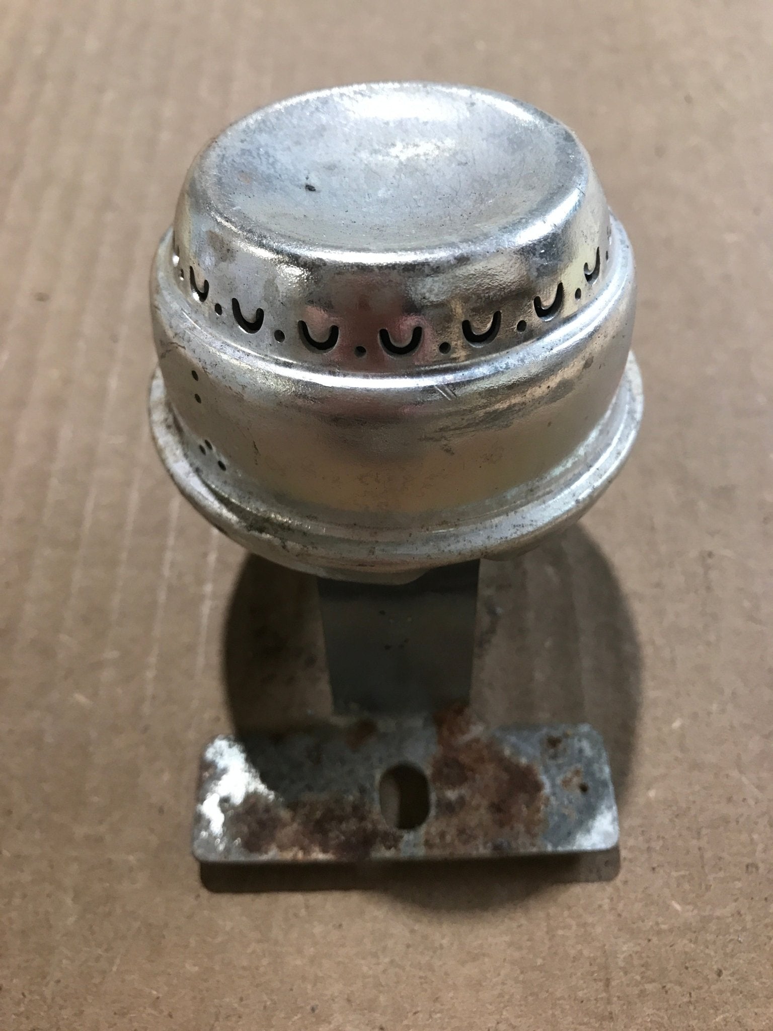 Used Magic Chef Burner Assembly, Right, Front - 7505P15160 - Young Farts RV Parts