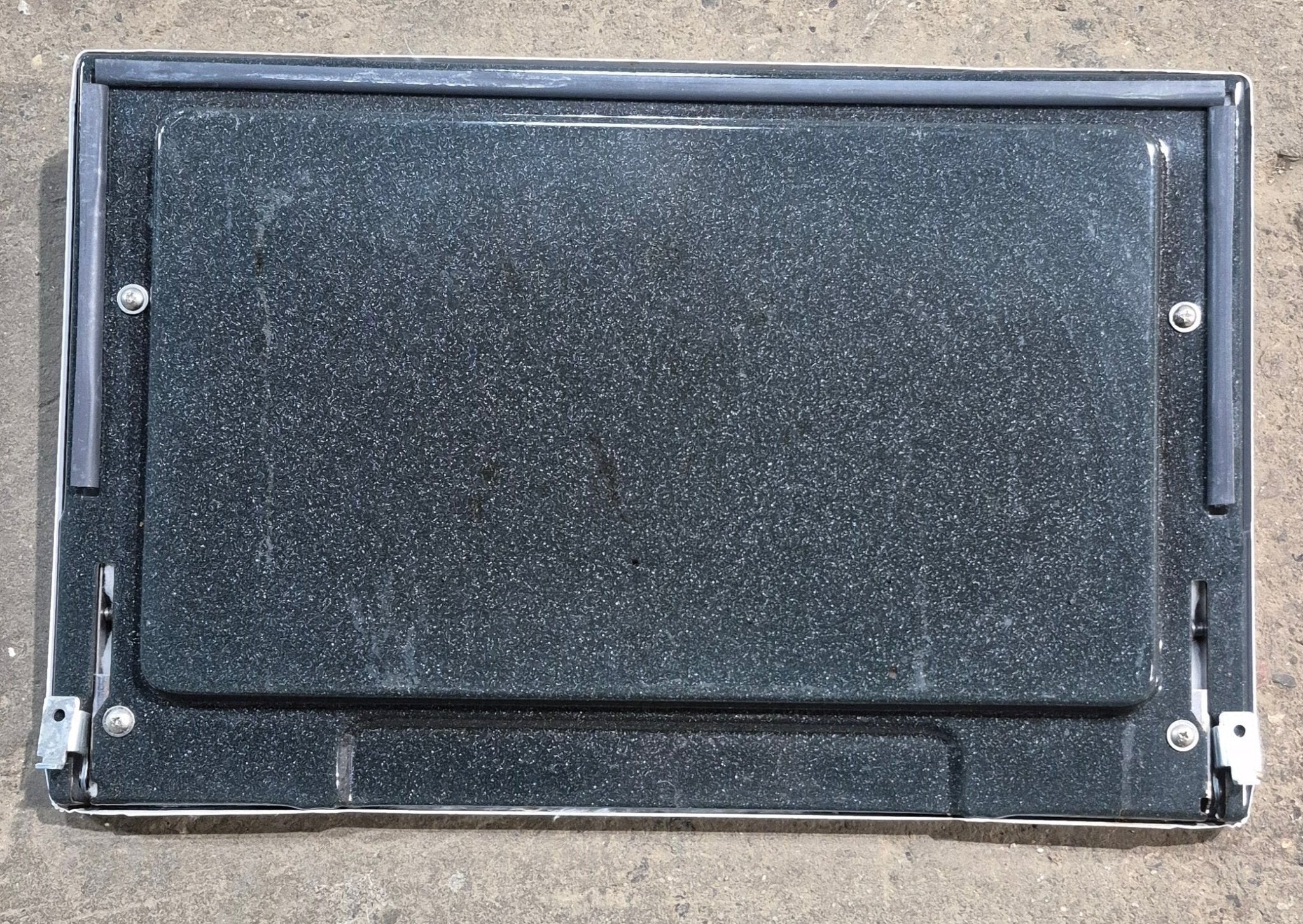 Used Magic Chef Oven Door, White Faceplate, 19 1/2" x 12 1/2" - 2401F12671 - Young Farts RV Parts