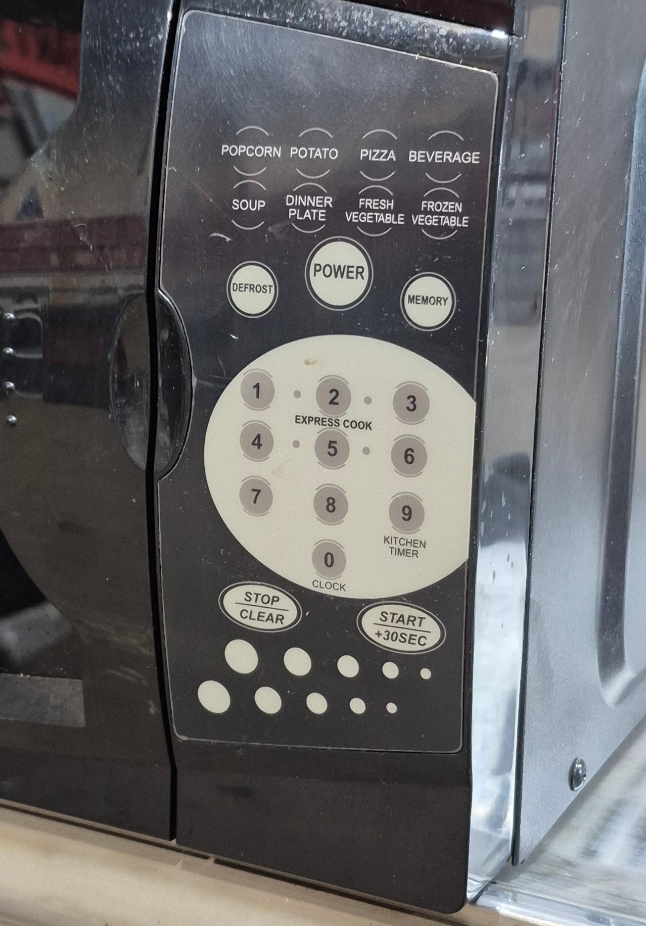 Used Magic Chef RV Microwave 17" W x 10" H x 13" D - Young Farts RV Parts