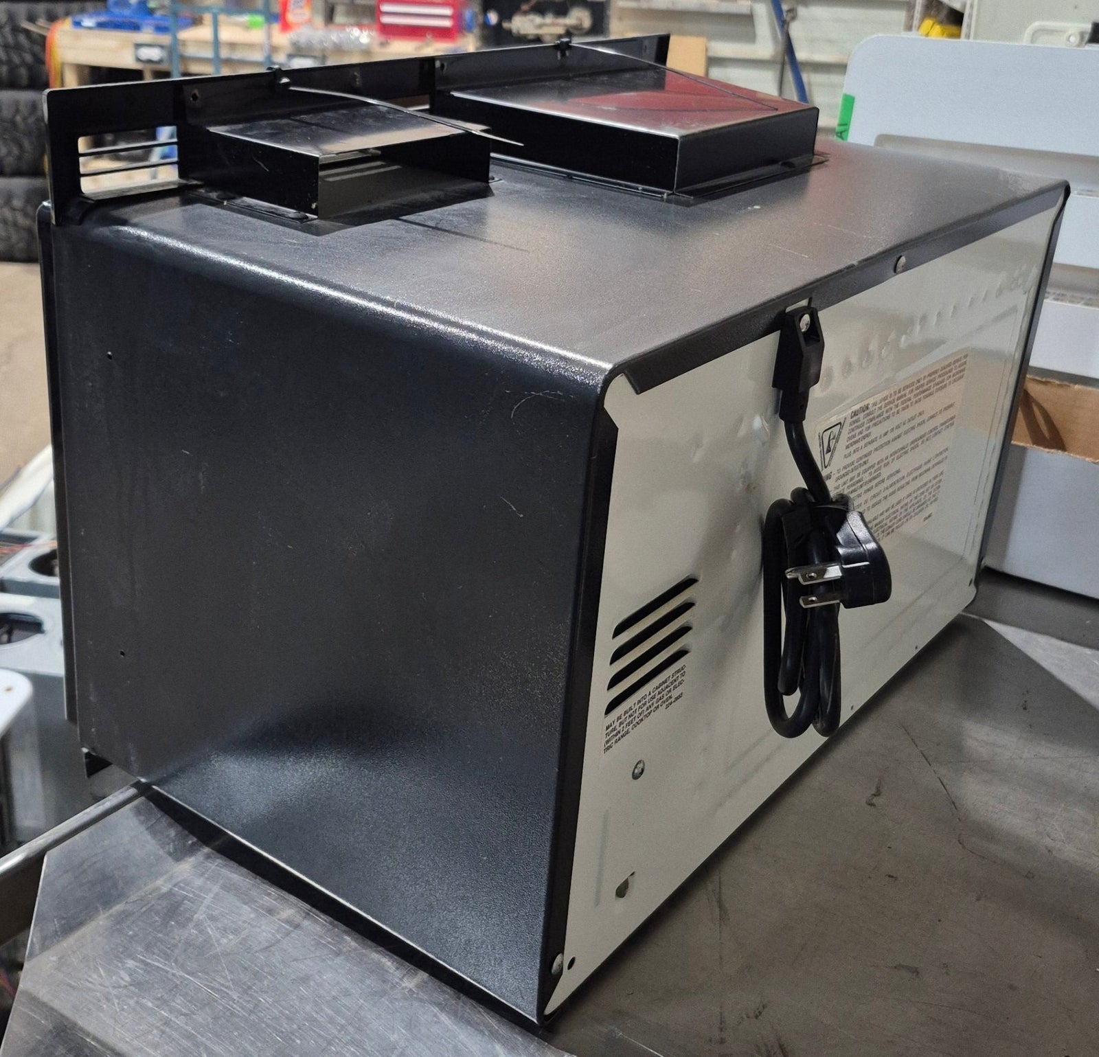 Used Magic Chef RV Microwave - 21 5/8