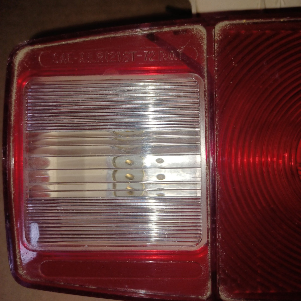 Used Microflex SAE-AILR(2) ST-72 D.O.T Taillight Assembly, With License Plate Bracket - Young Farts RV Parts