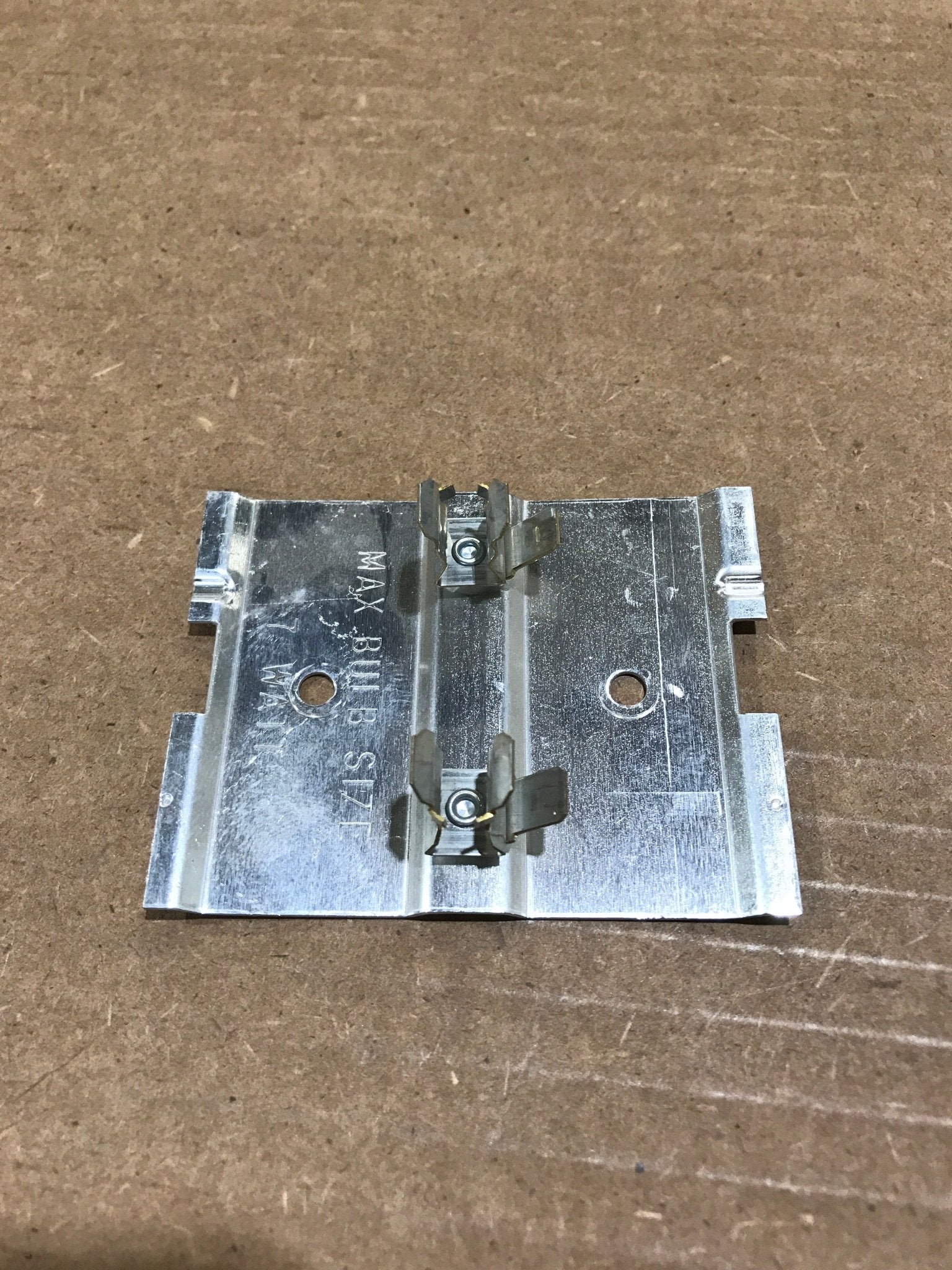 Used Norcold Lamp Bracket Assembly - 61629722 - Young Farts RV Parts