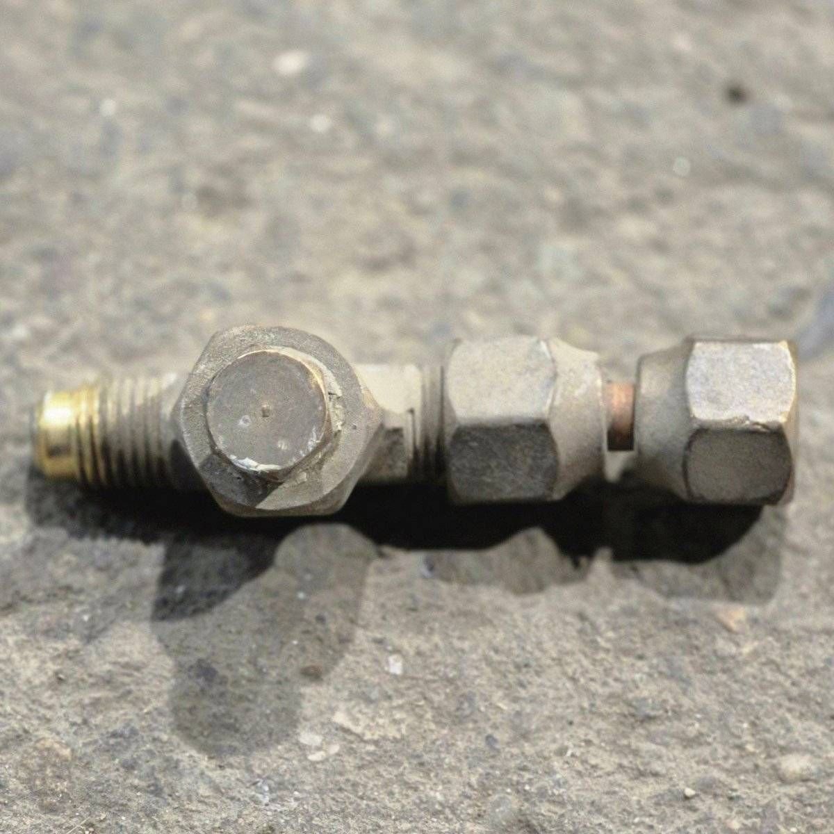 Used Norcold Pressure Tap and Swivel Connector Assembly - 621173 - Young Farts RV Parts