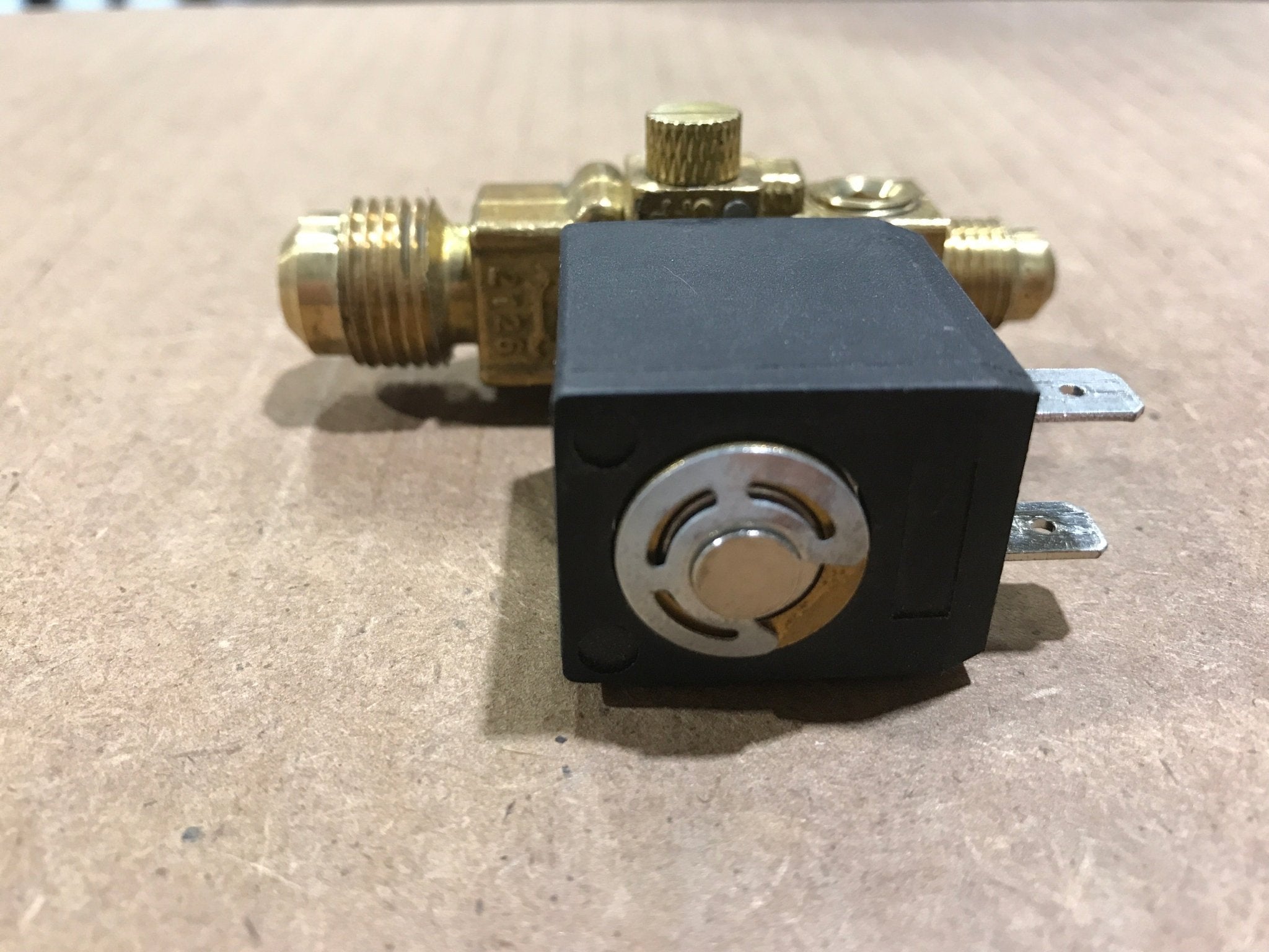 Used Norcold Refrigerator Gas Valve - 633726 - Young Farts RV Parts