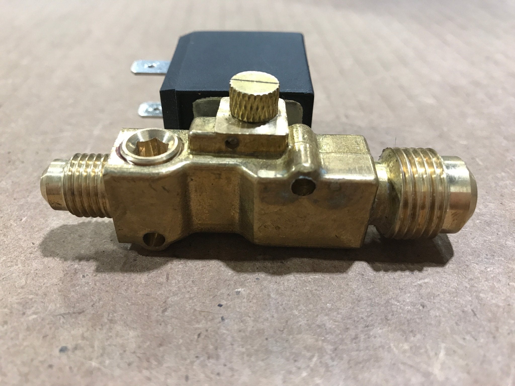 Used Norcold Refrigerator Gas Valve - 633726 - Young Farts RV Parts