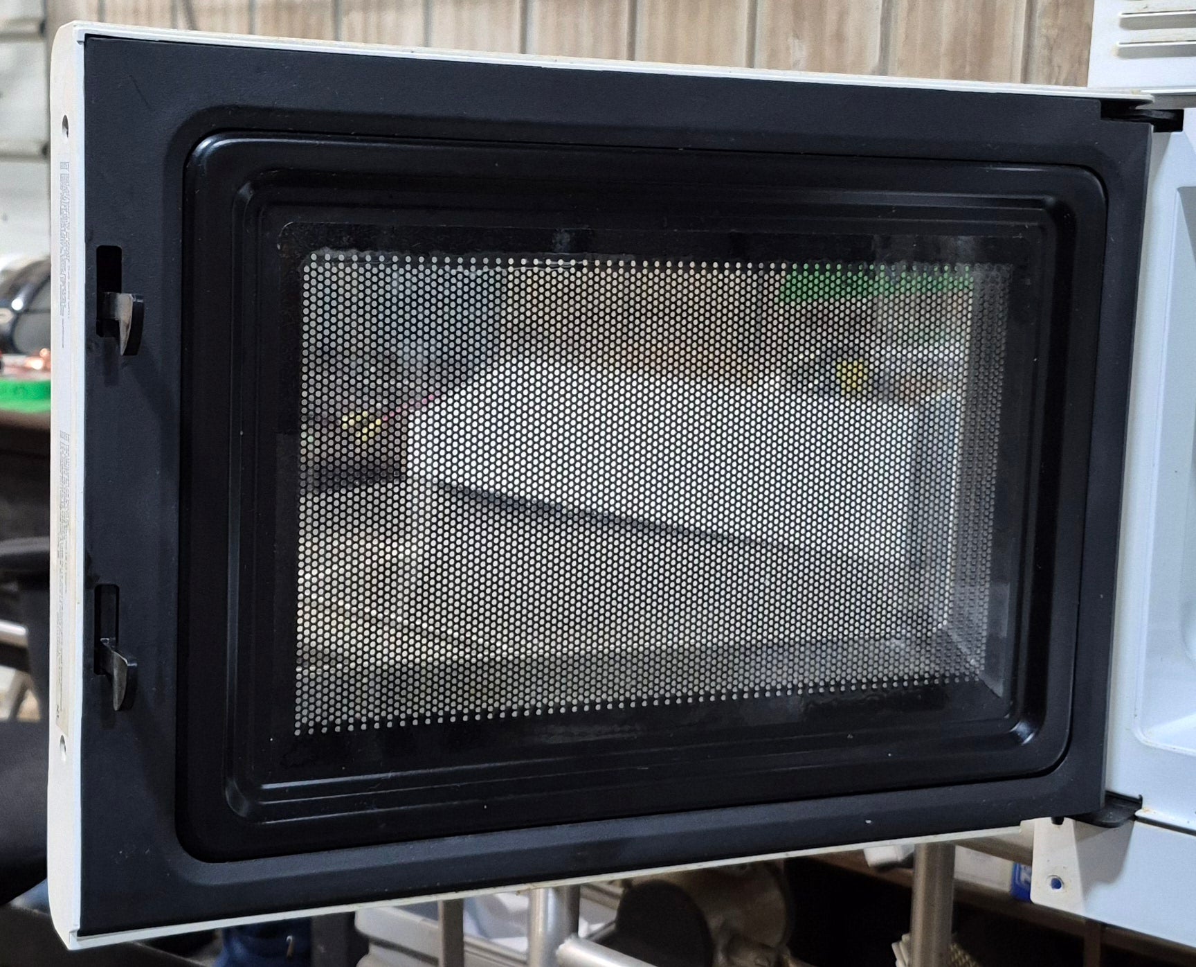Used Panasonic RV Microwave 20" W x 14" H x 13 1/4" D - Young Farts RV Parts