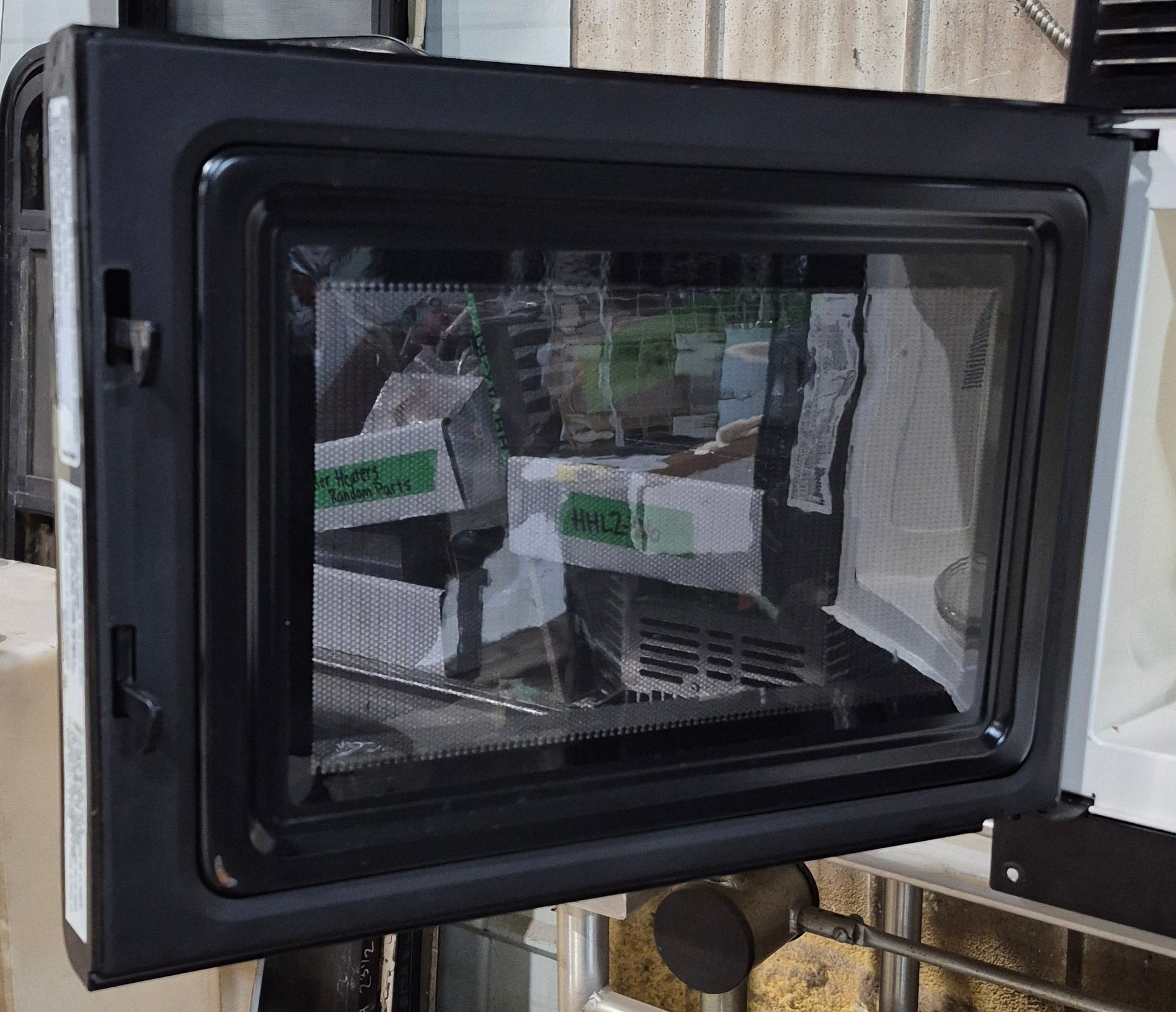 Used PANASONIC RV Microwave 20" W x 14" H x 13" D - Young Farts RV Parts