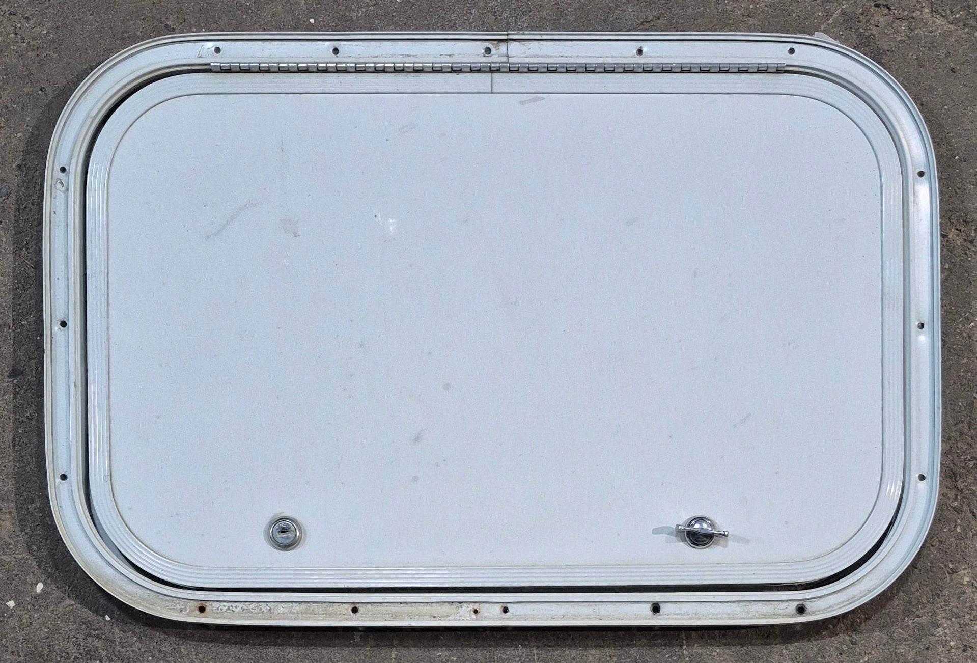 Used Radius Cornered Cargo Door 21 3/4" x 13 7/8" x 1/2" D - Young Farts RV Parts
