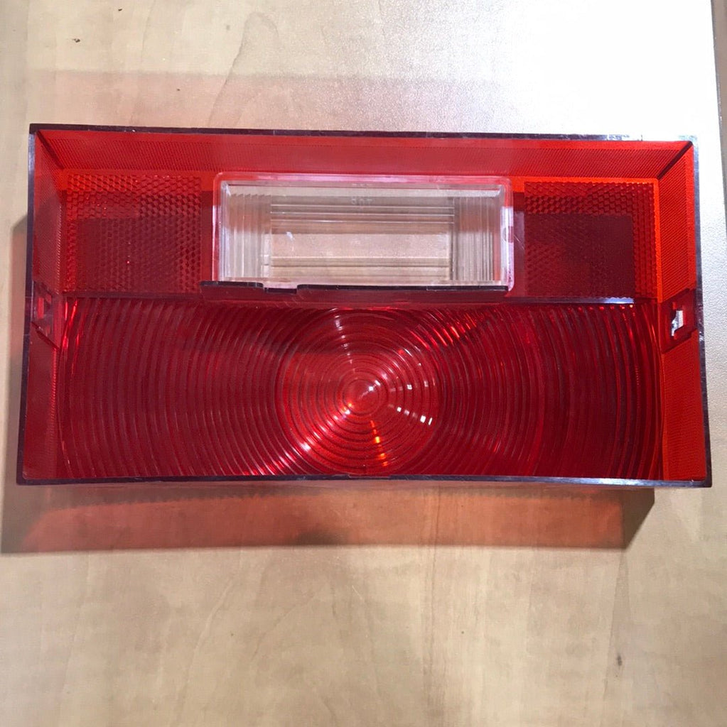 Used Rectangle lens tail light SAE - AILRST - 04 DOT - Young Farts RV Parts