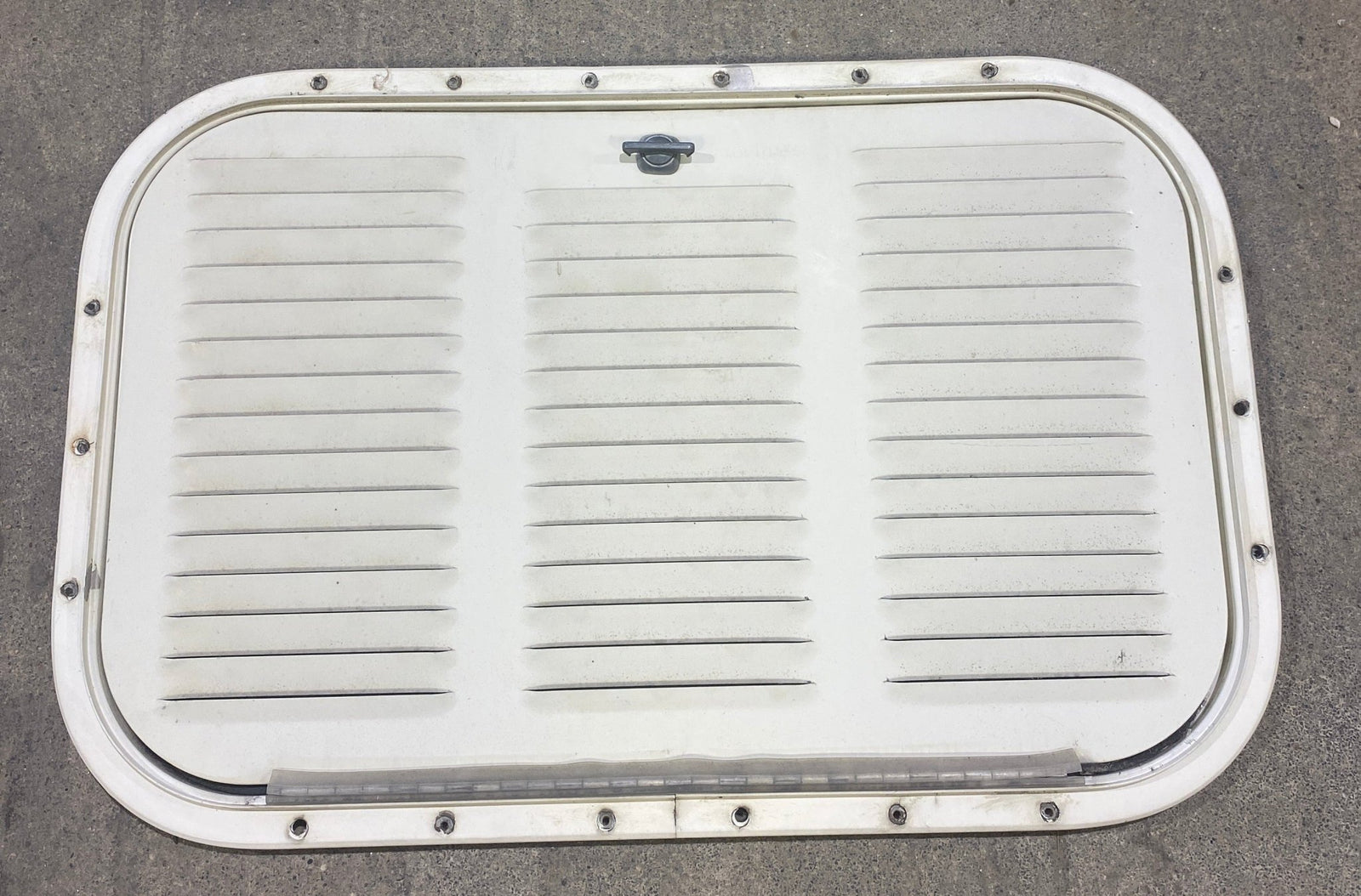 Used Retro - Off White Vent Door - NORCOLD - Young Farts RV Parts