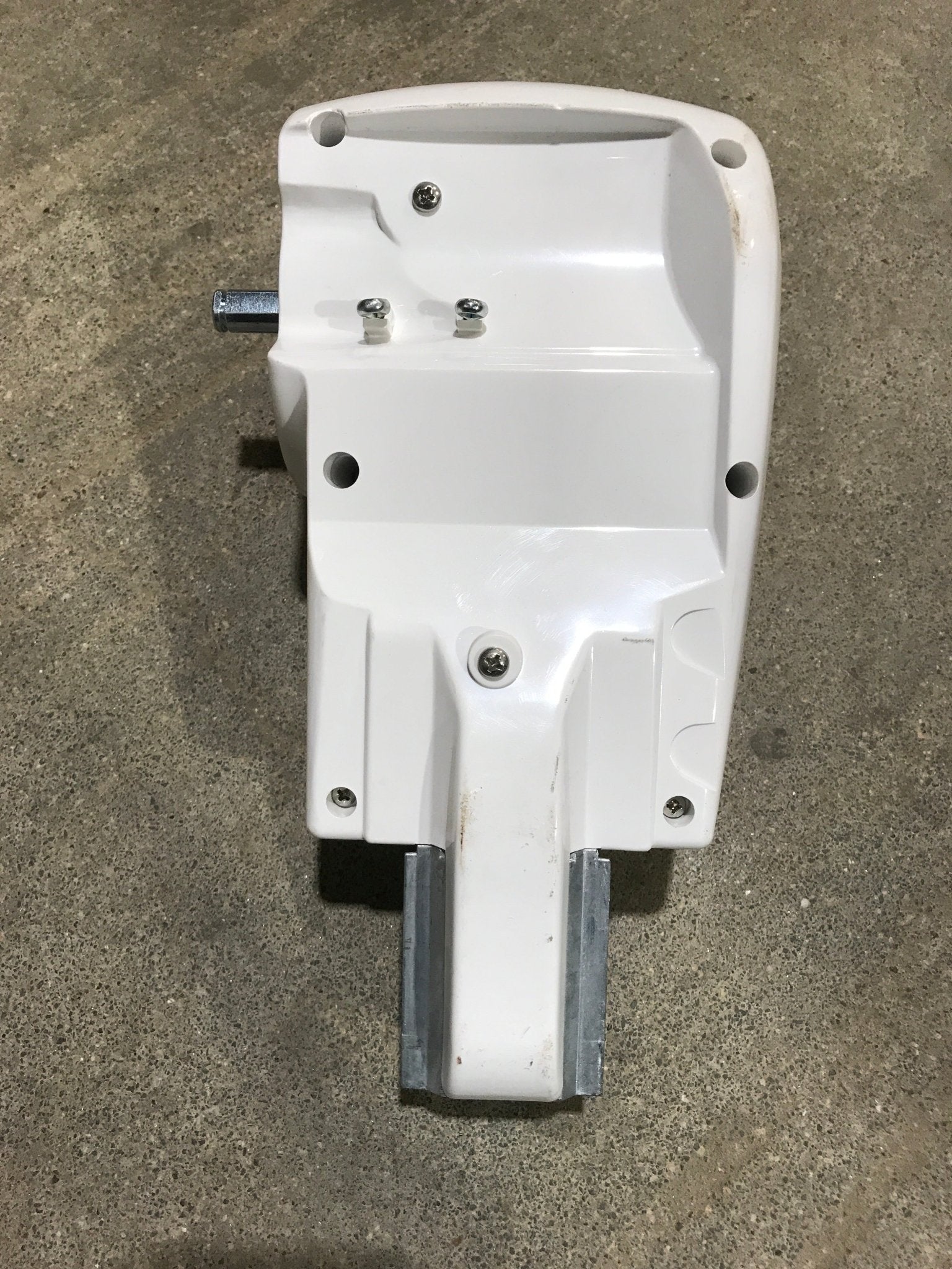 Used RV Carefree TRAVL'R Idler Awning Head - Young Farts RV Parts