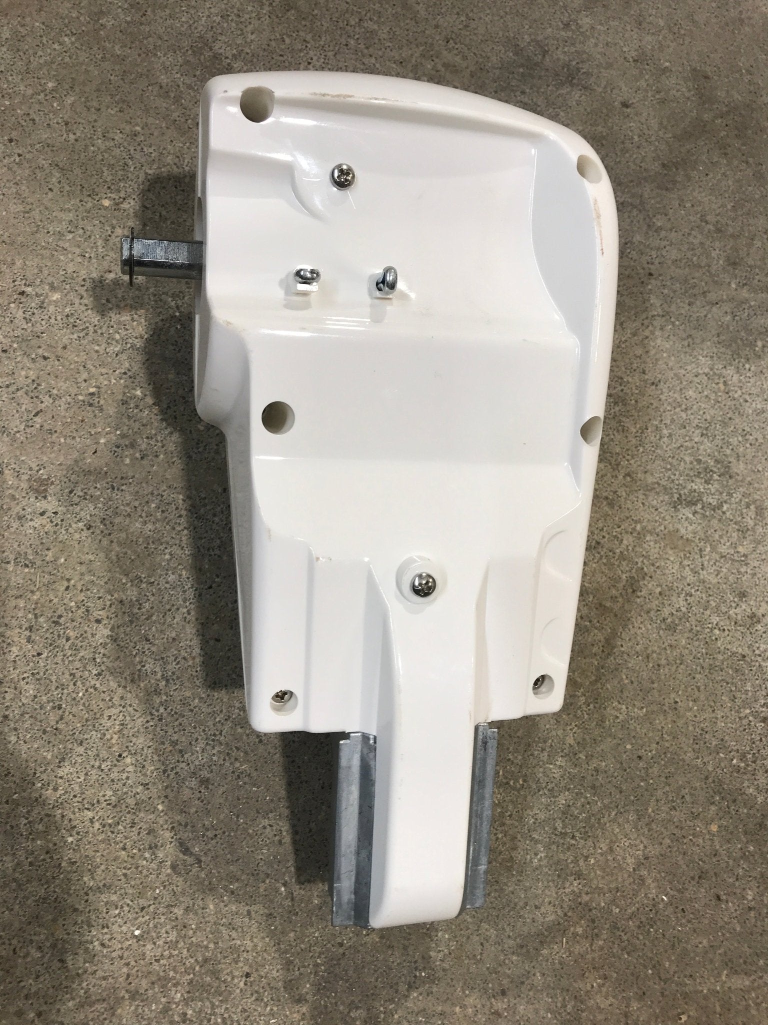 Used RV Carefree TRAVL'R Idler Awning Head - WHITE - Young Farts RV Parts
