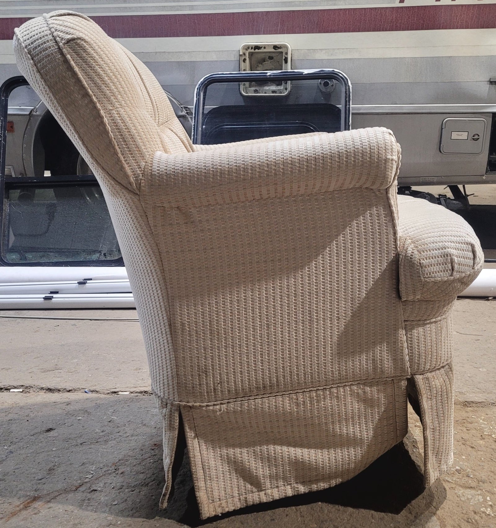 Used RV Chair - 33