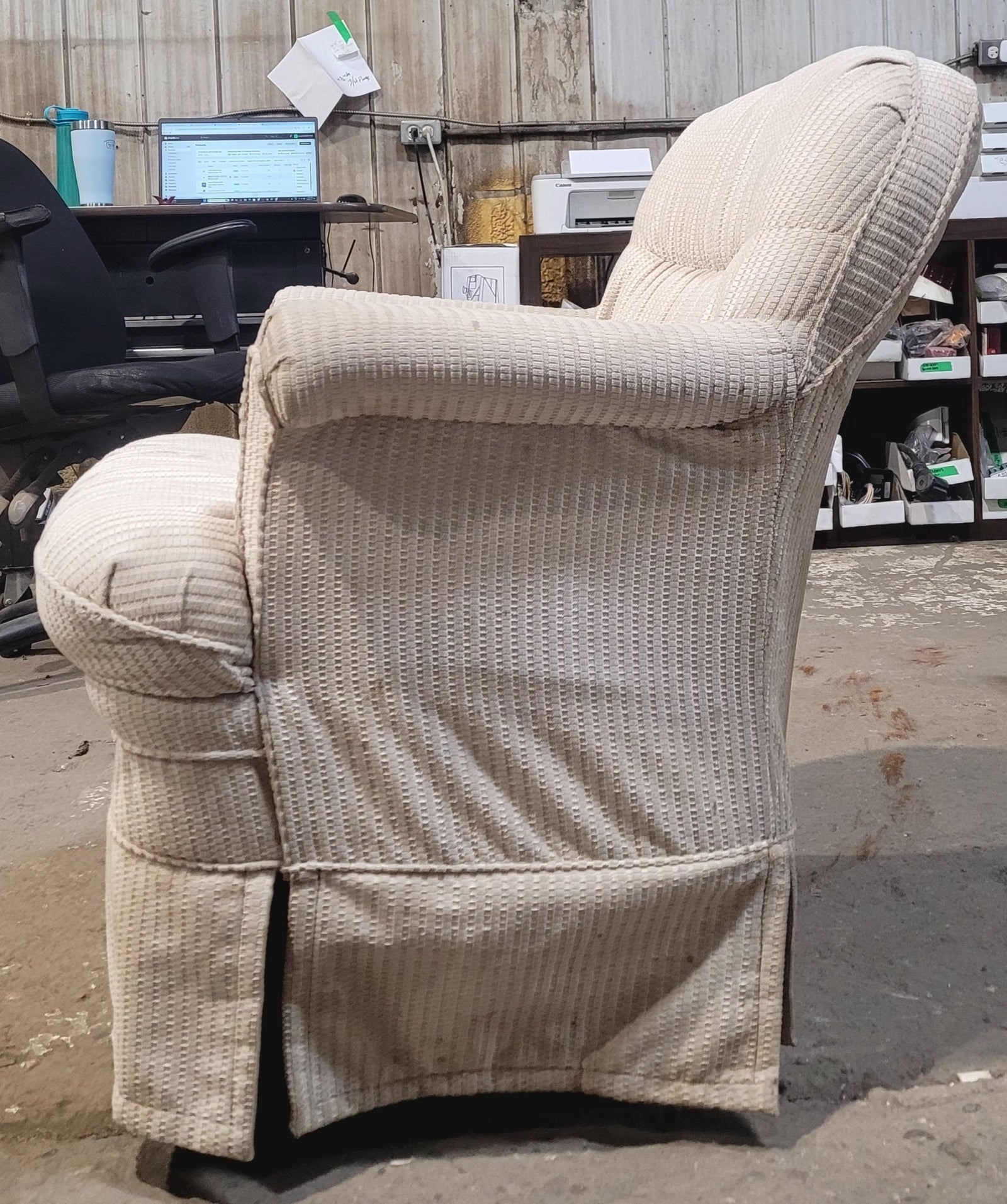Used RV Chair - 33