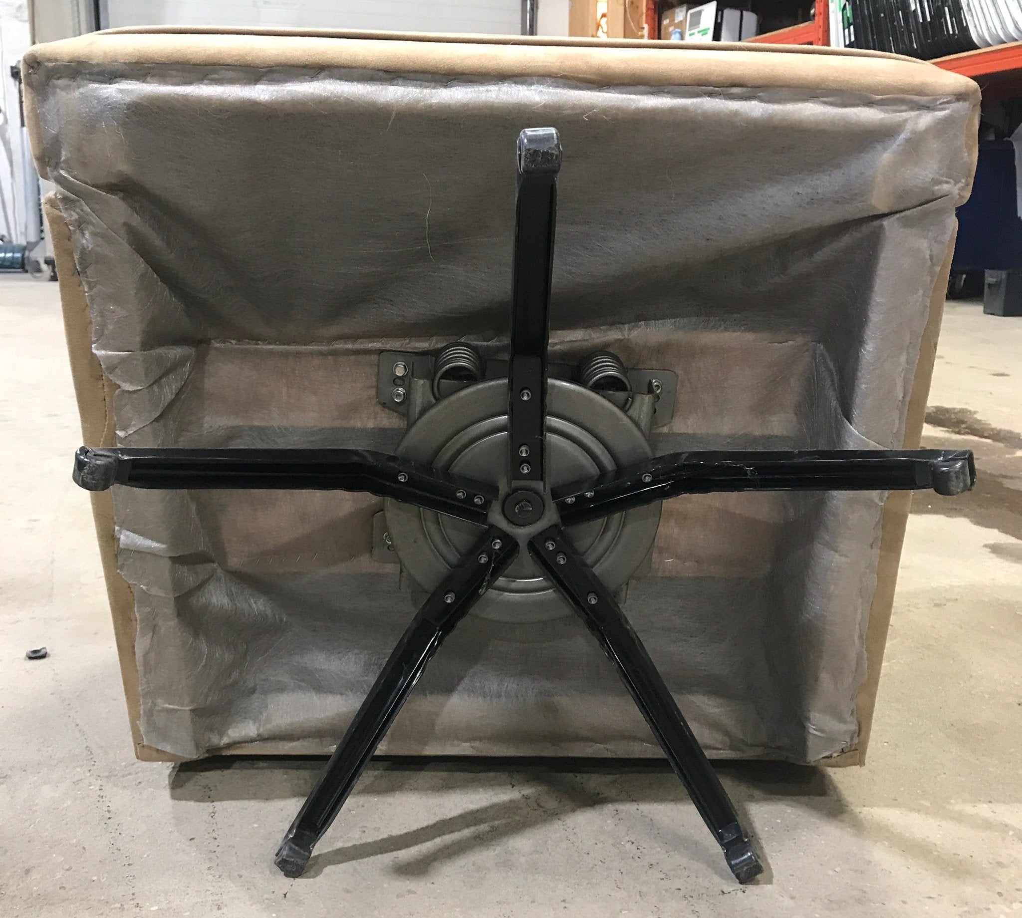 Used RV Chair - 39" H x 25" W x 20" D - Young Farts RV Parts