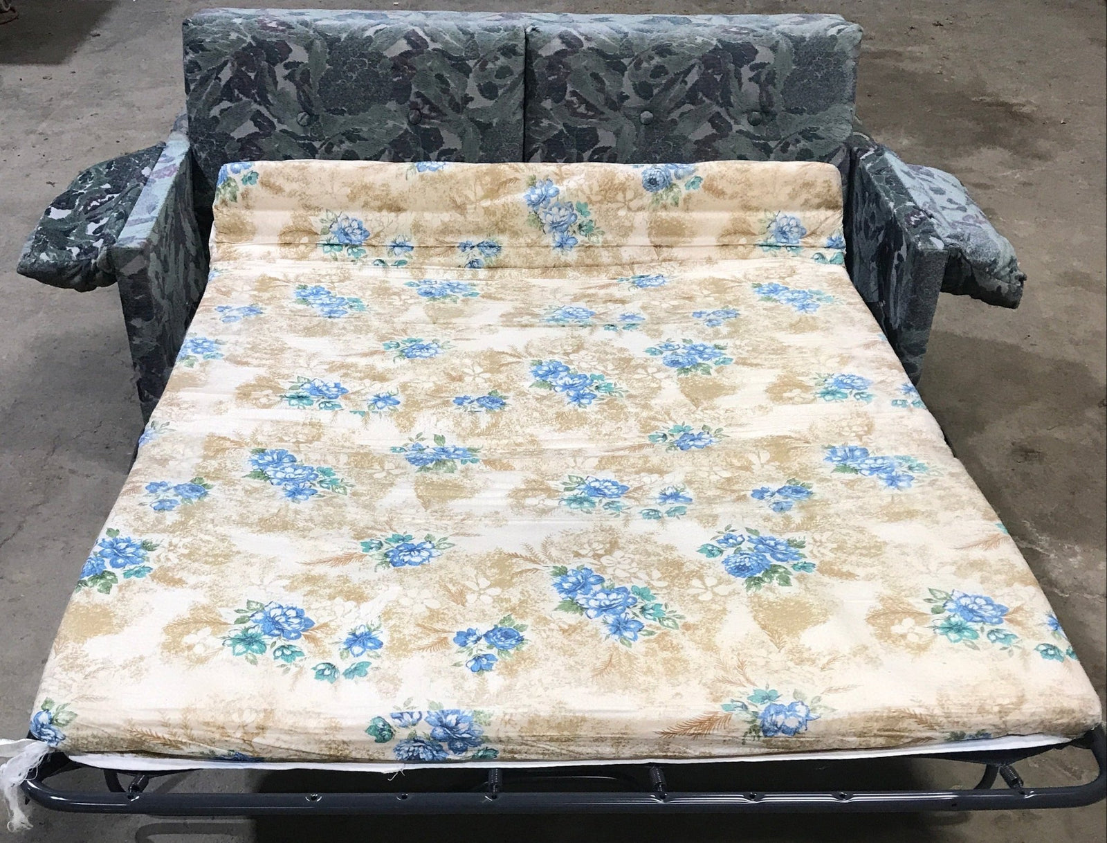 Used RV Hide - A - Bed Sofa 64” W x 34
