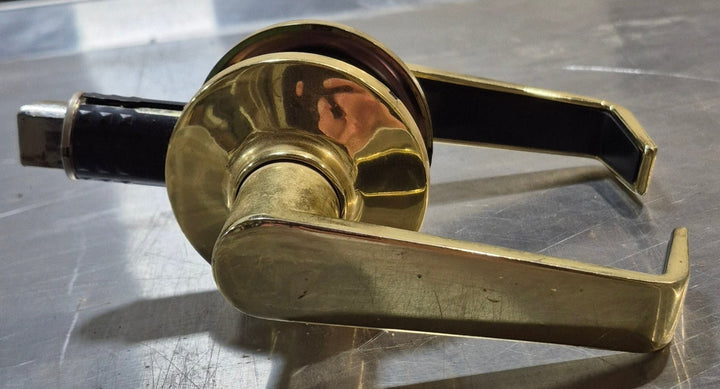 Used RV Interior Door Knob 1" Wall 2 1/2" Latch Non Locking - Young Farts RV Parts