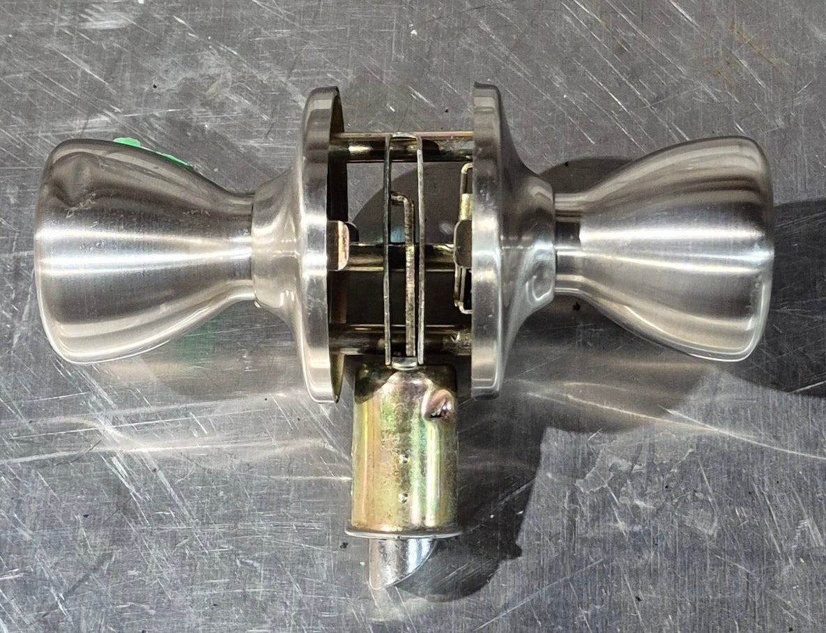 Used RV Interior Door Knob 1