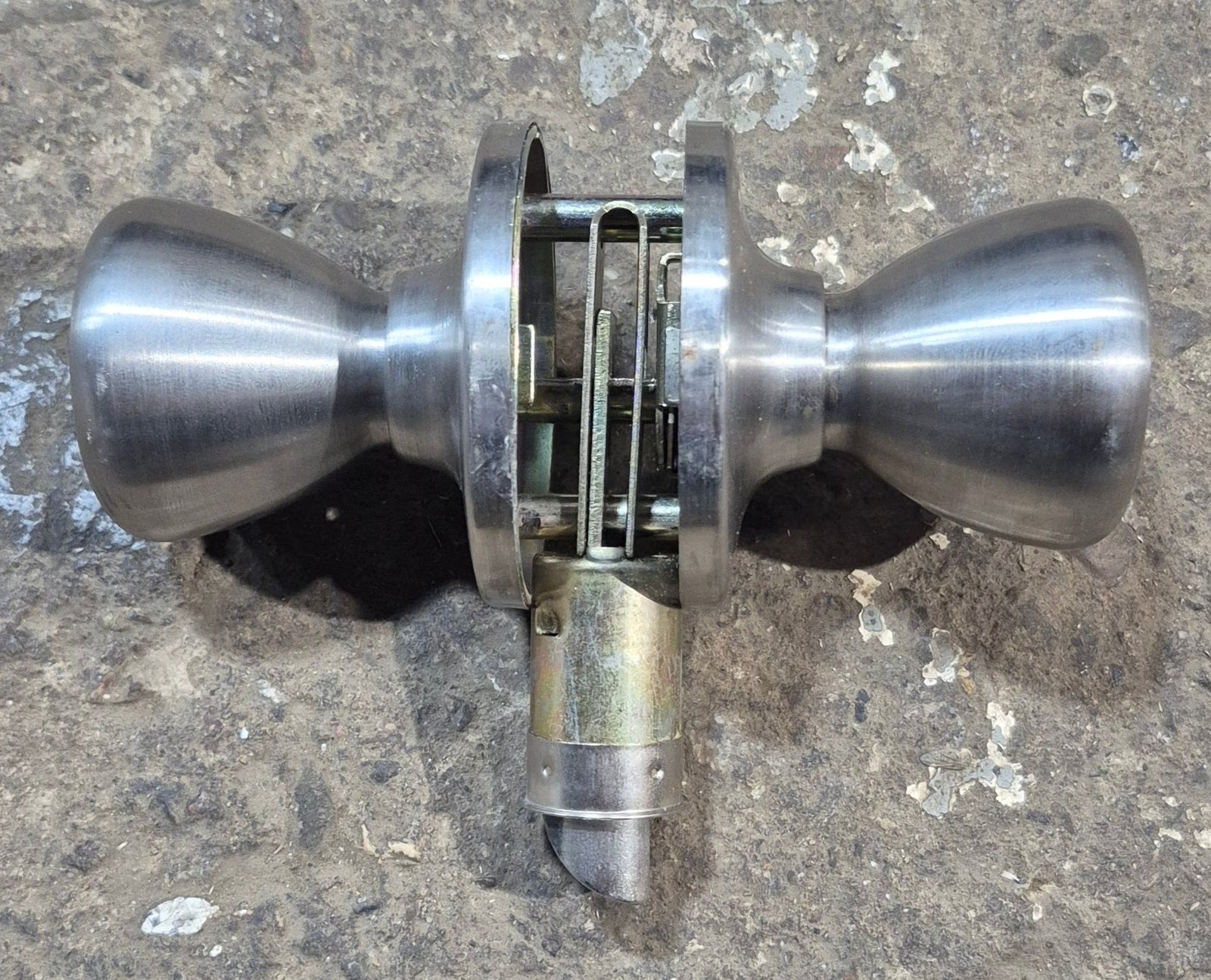 Used RV Interior Door Knob 3/4