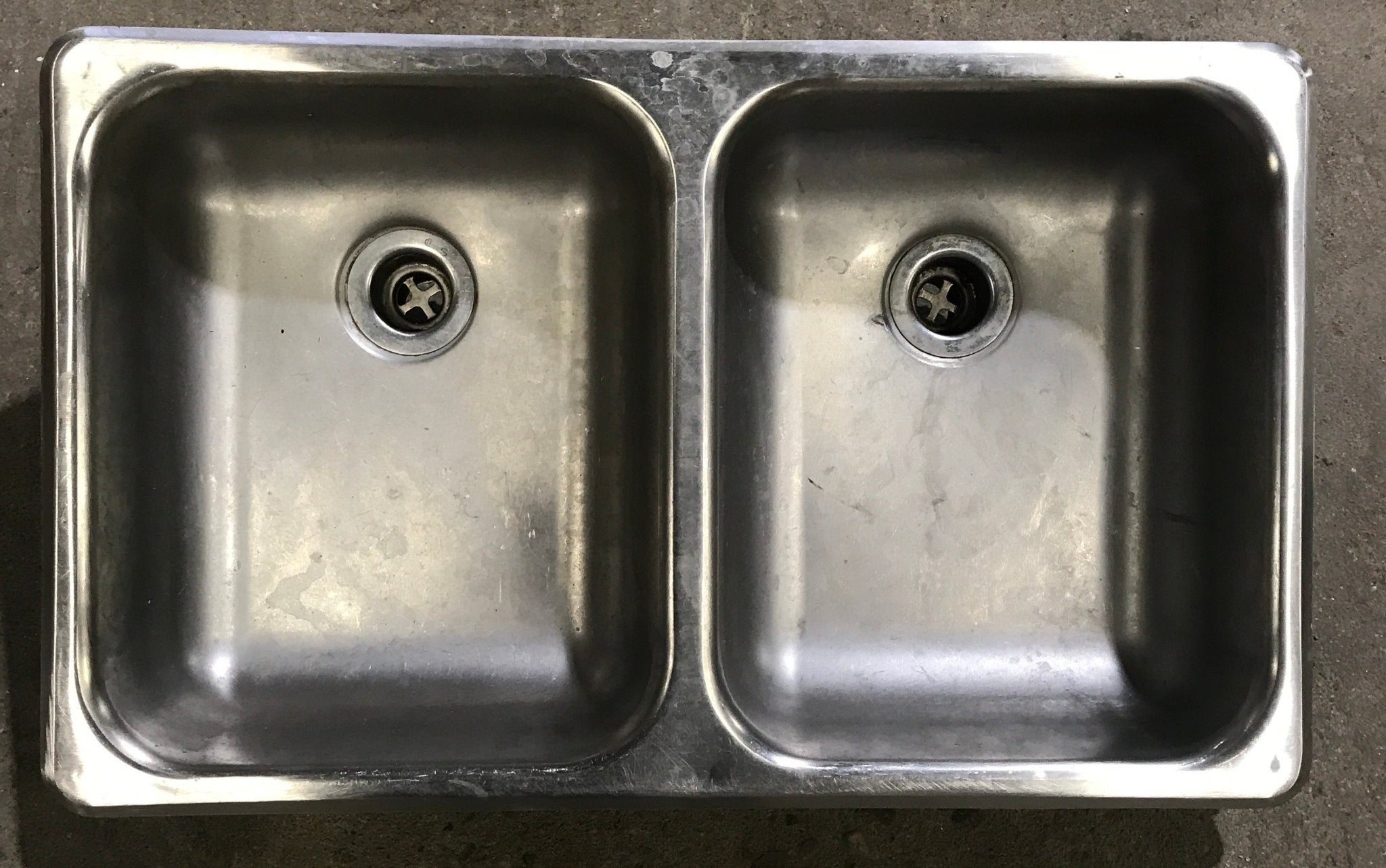 Used RV Kitchen Sink 25” W x 15 1/4” L - Young Farts RV Parts