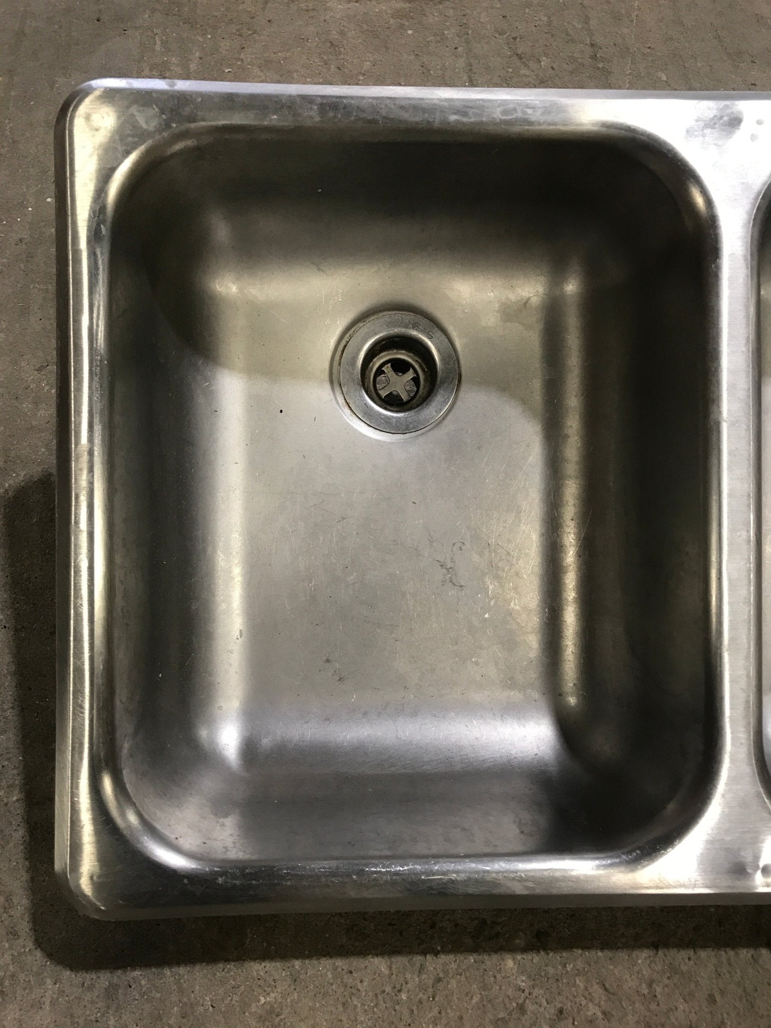 Used RV Kitchen Sink 25” W x 15 1/4” L - Young Farts RV Parts