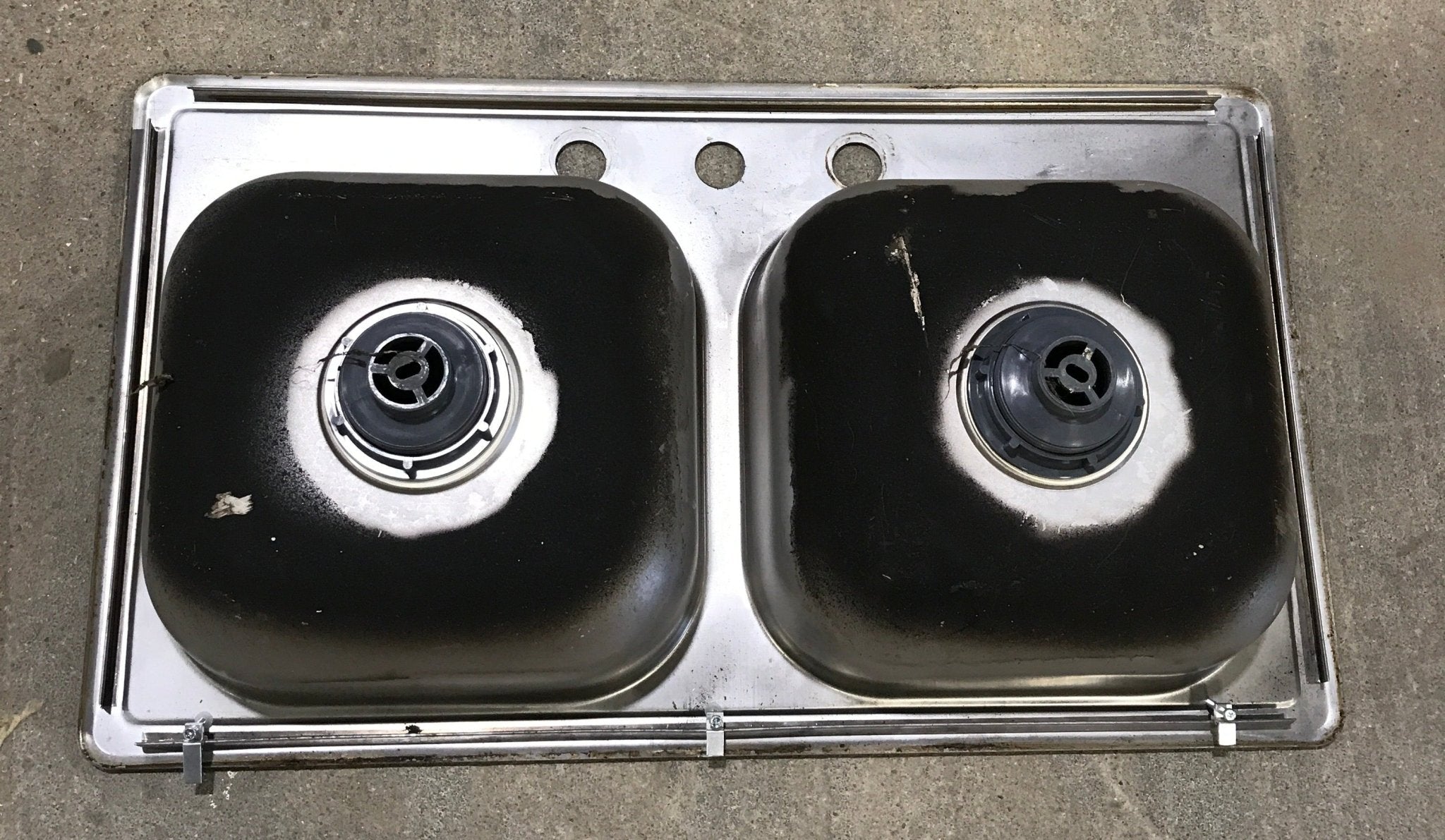 Used RV Kitchen Sink 33” W X 19” L - Young Farts RV Parts