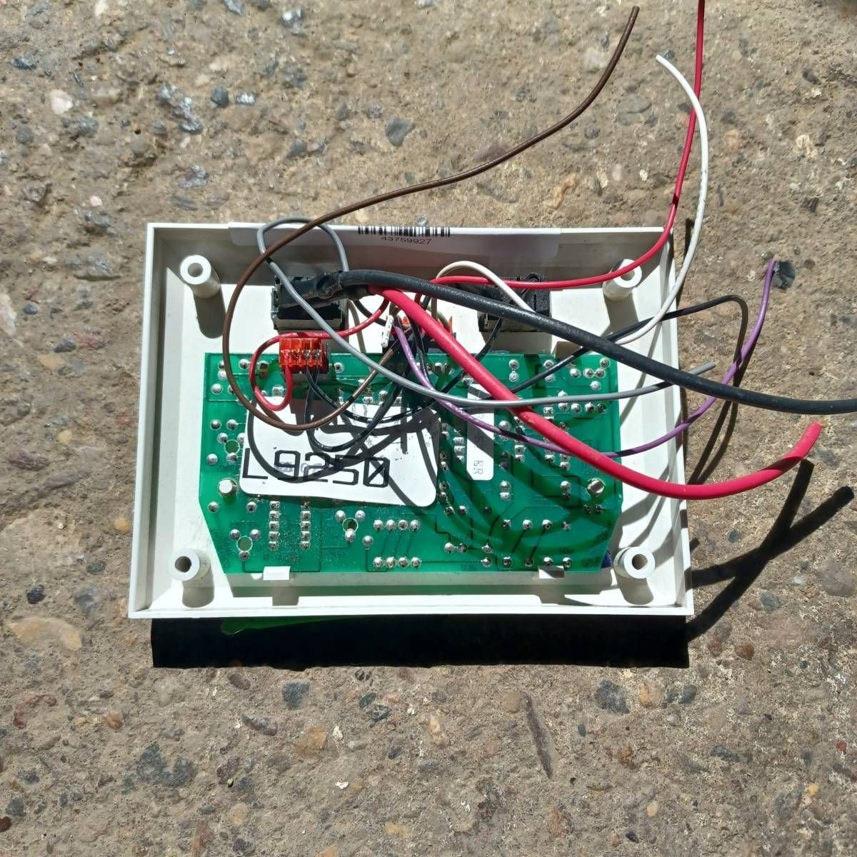 Used Rv Tank Level Monitor - L9250 - Young Farts RV Parts