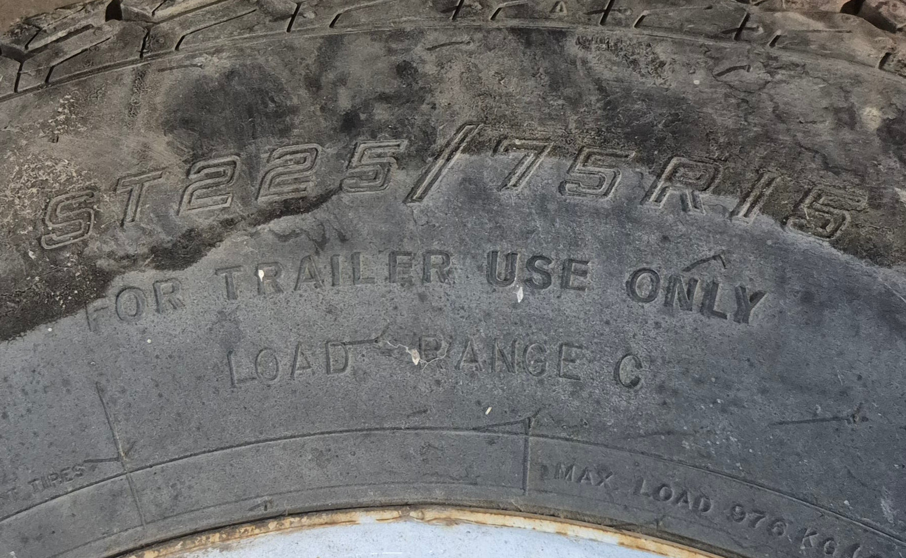 Used RV Tire & Rim 15" - 5 bolt - Young Farts RV Parts
