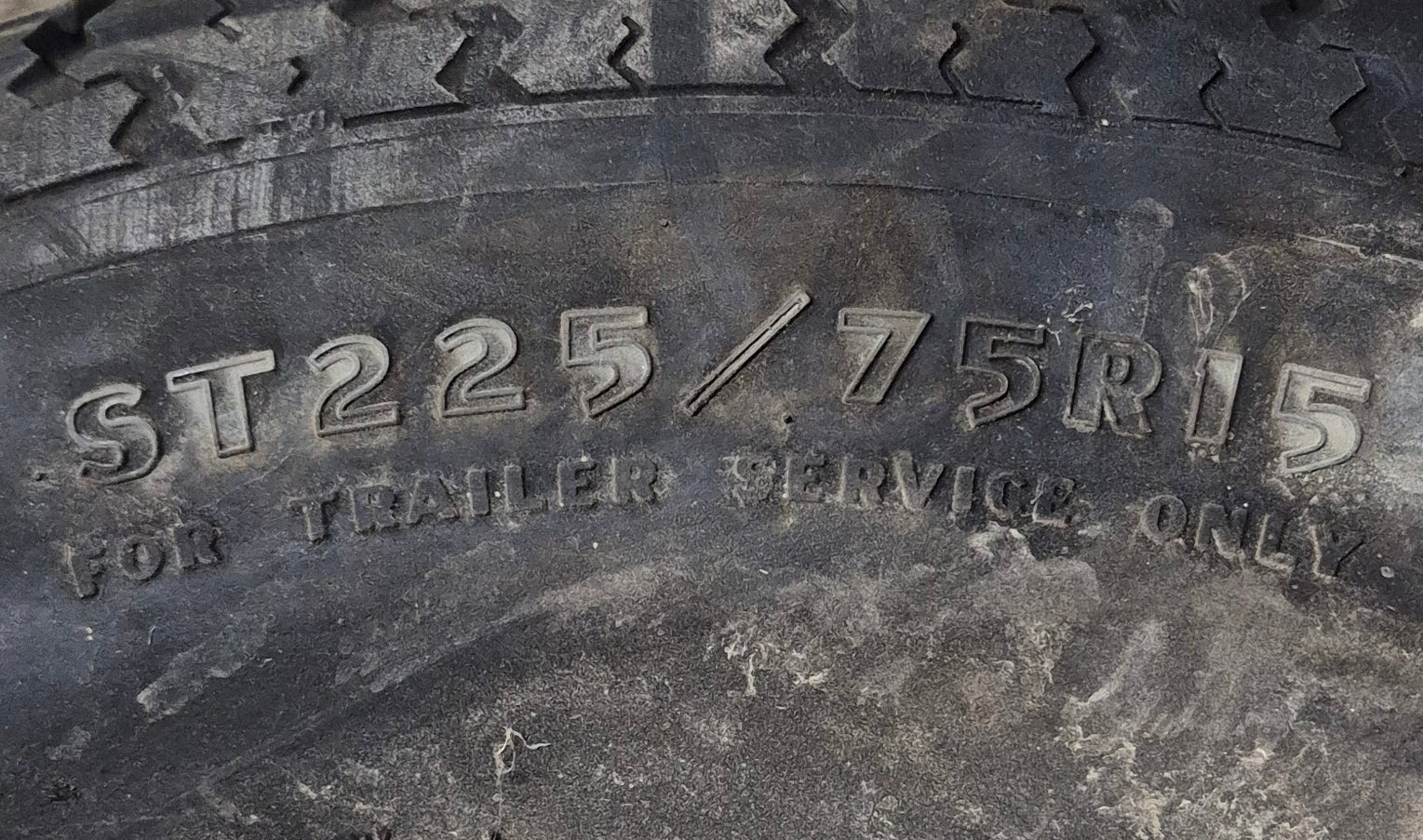 Used RV Tire & Rim 15" - 6 bolt - Young Farts RV Parts