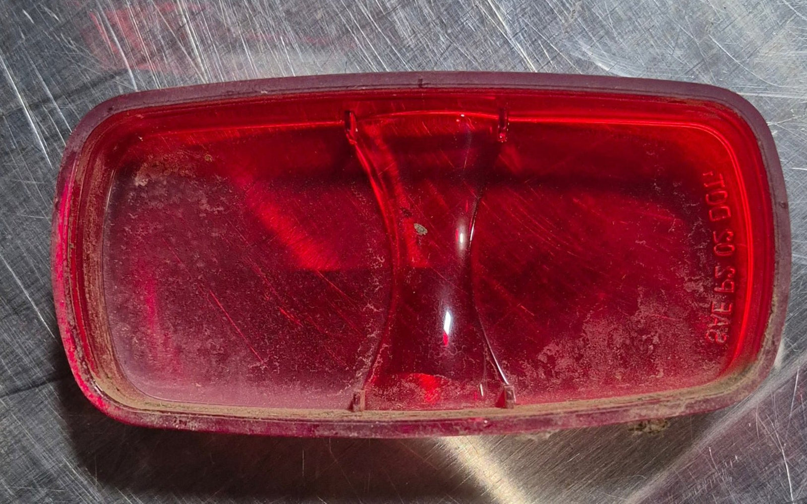 Used SAE - A - P2 - DOT Replacement Lens for Marker Light - Red - Young Farts RV Parts