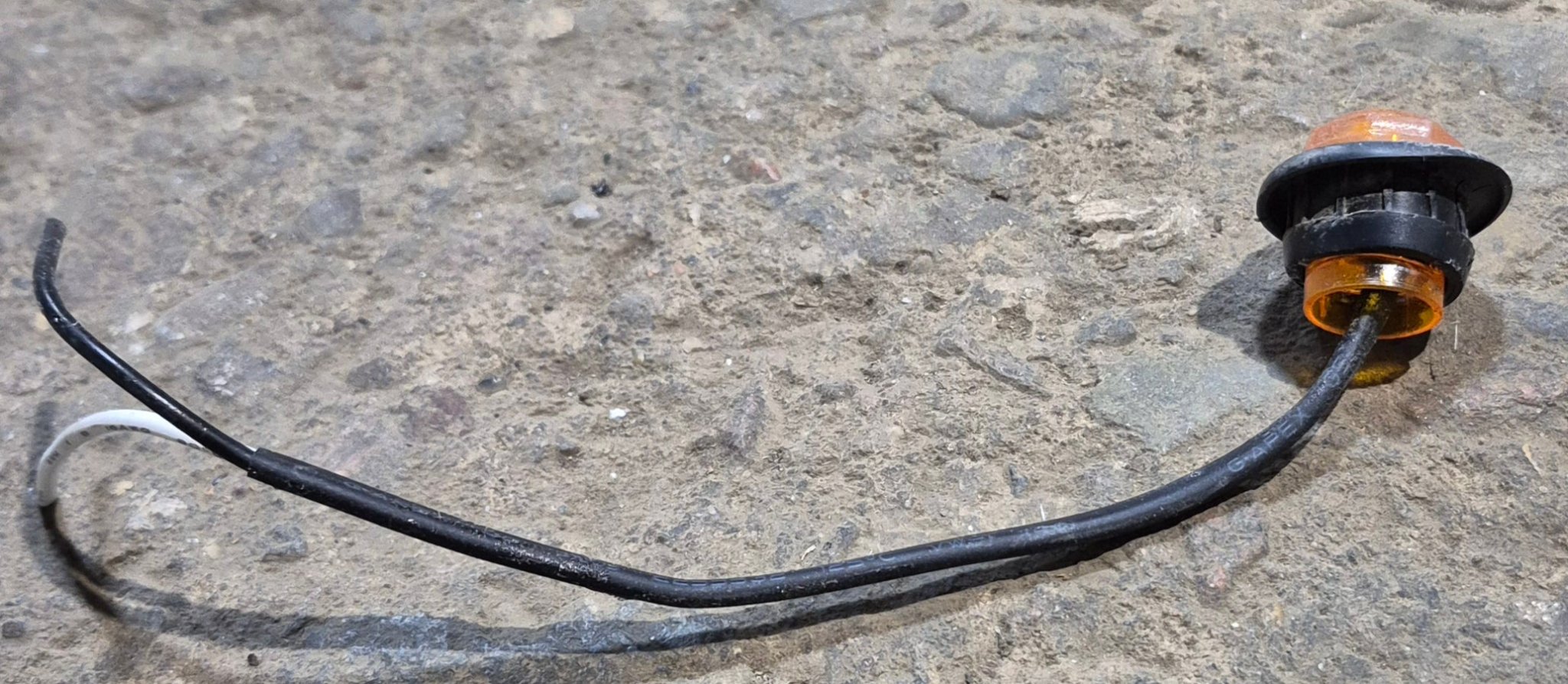 Used SAE P2 PC P3 16 Replacement Marker Light - Amber - Young Farts RV Parts