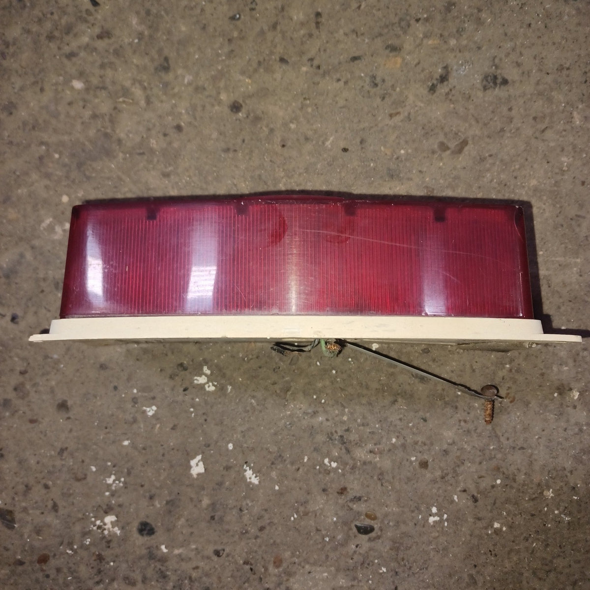 Used SAE-STLIA-67 596 License Plate Replacement Lens with Bracket-596 - Young Farts RV Parts