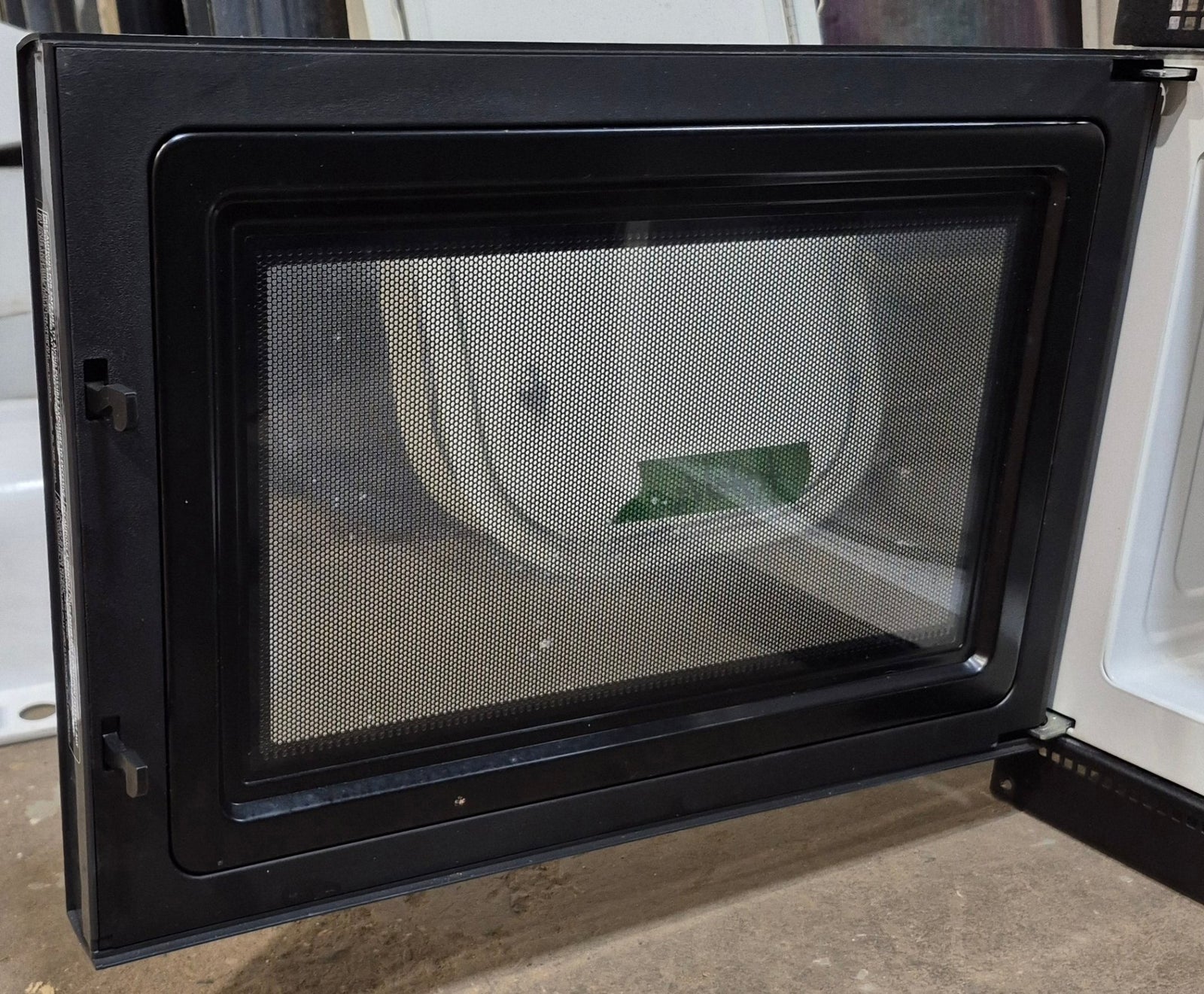 Used SAMSUNG RV Microwave 22