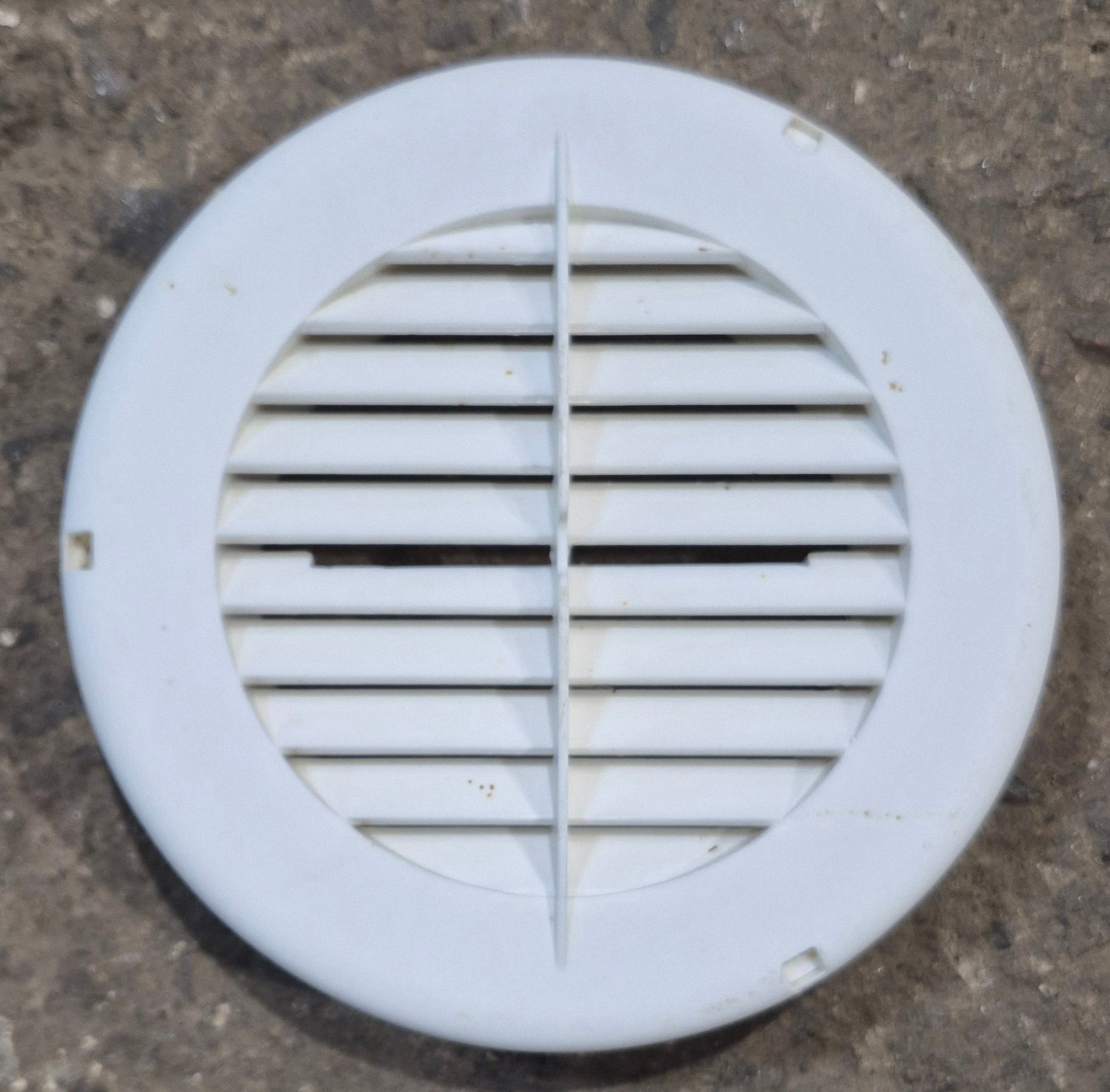 Used Single 5” Off White A/C Ducting - single - Young Farts RV Parts