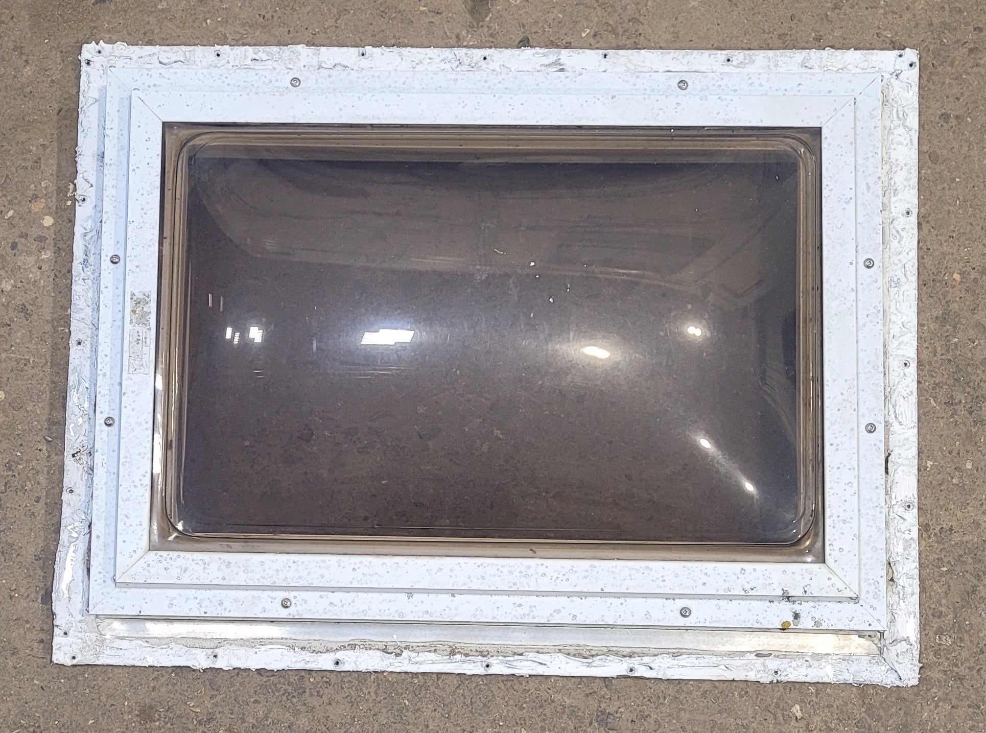 Used Skylight 23 1/2" x 31 1/2" (with inner skylight) - Young Farts RV Parts