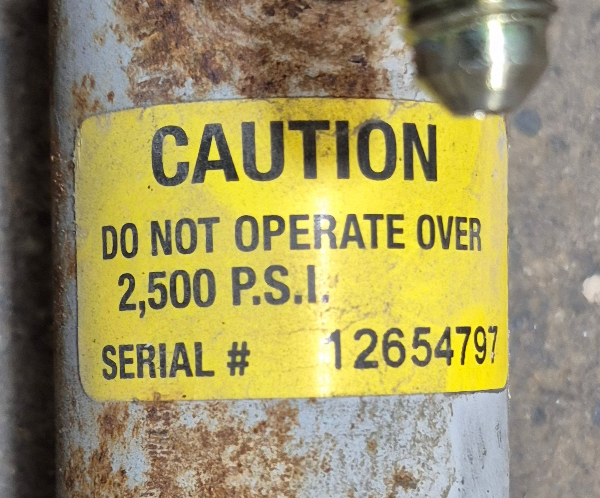 Used Slide Out Hydraulic Ram/ Cylinder - 25000 PSI - Young Farts RV Parts