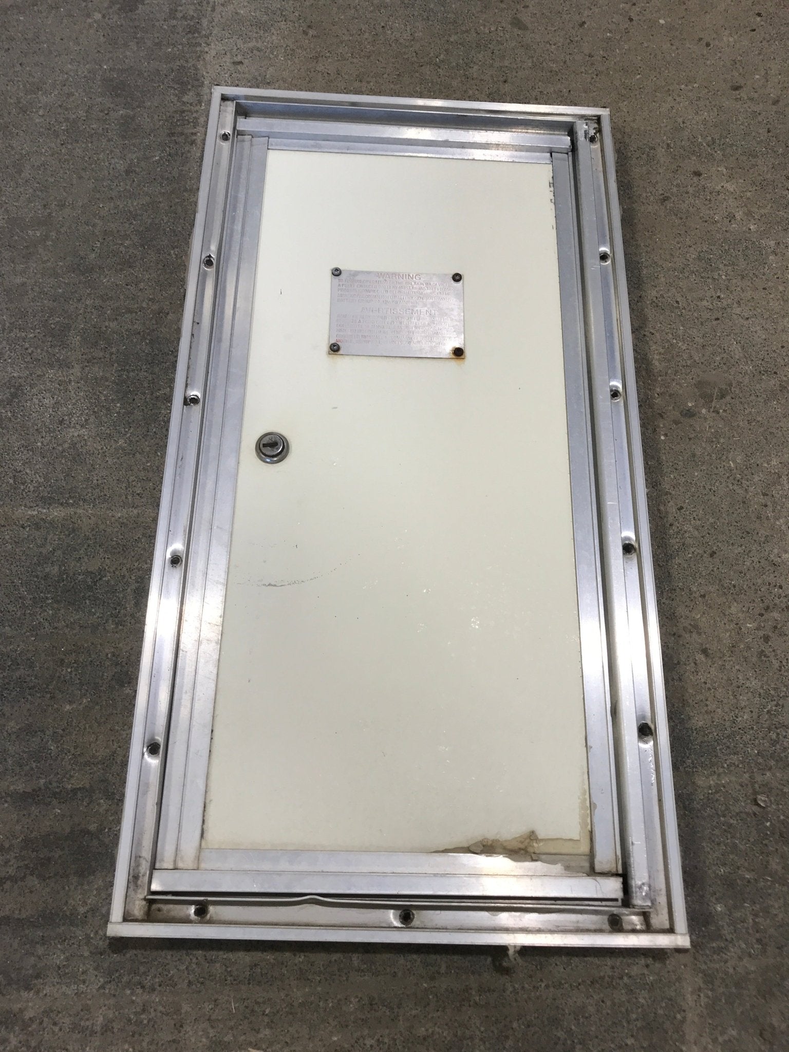 Used Square Cornered Battery/Propane Cargo Door 21 1/2