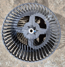 Load image into Gallery viewer, Used Suburban Furnace Blower Wheel 350206 - Young Farts RV Parts