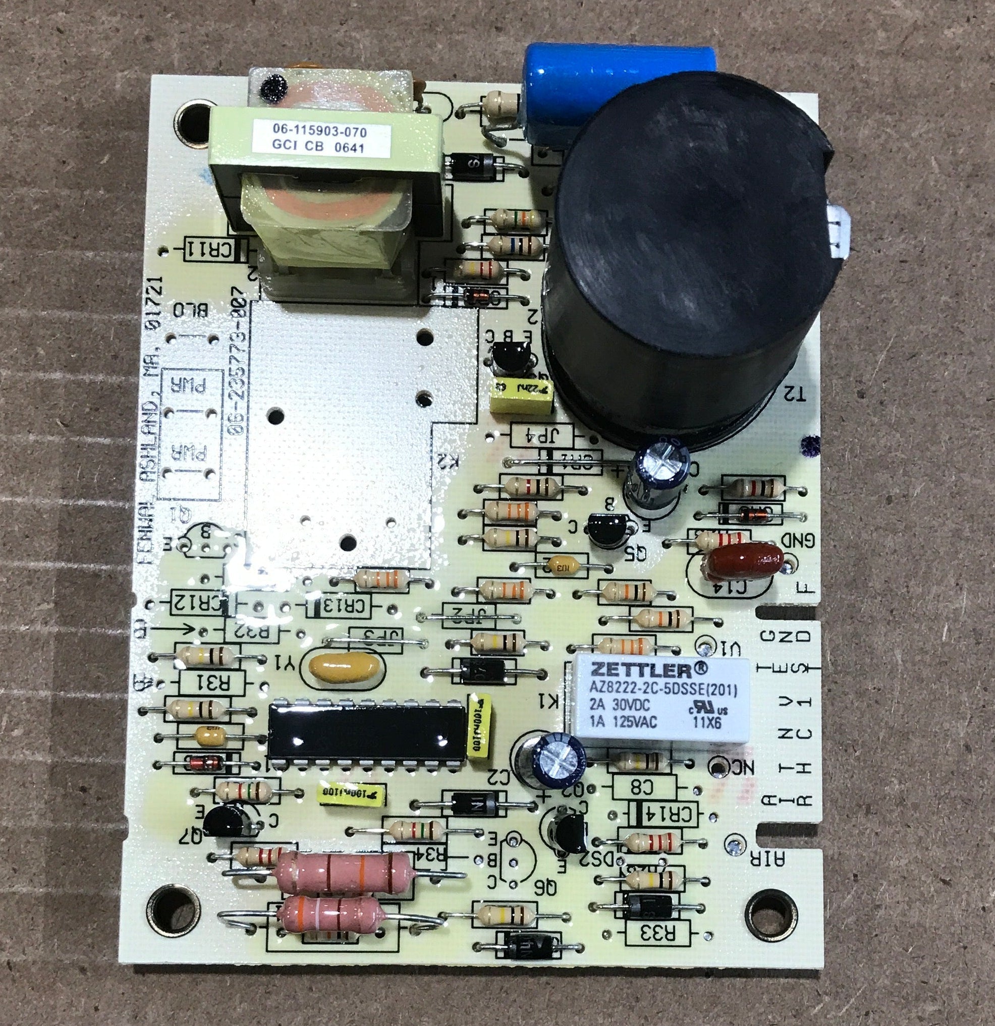 Used Suburban Ignition Control Circuit Board - 521099 - Young Farts RV Parts